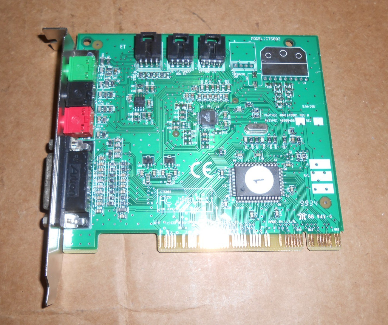 Creative Technology CT5803 Audio PCI Sound Card