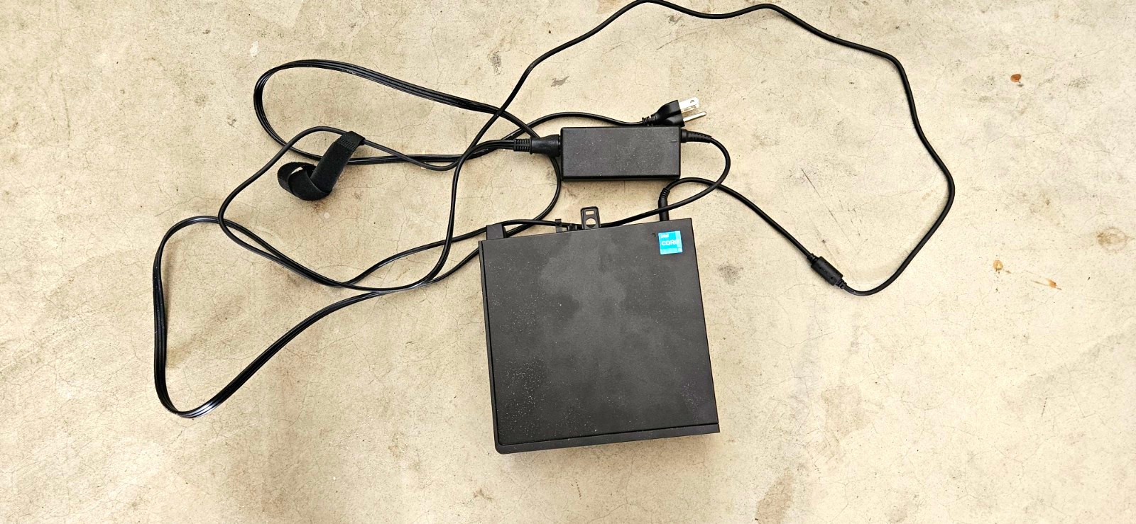 Dell Pro Micro Mini PC Intel Core i3 Black Wi-Fi USB-C HDMI DP RJ-45
