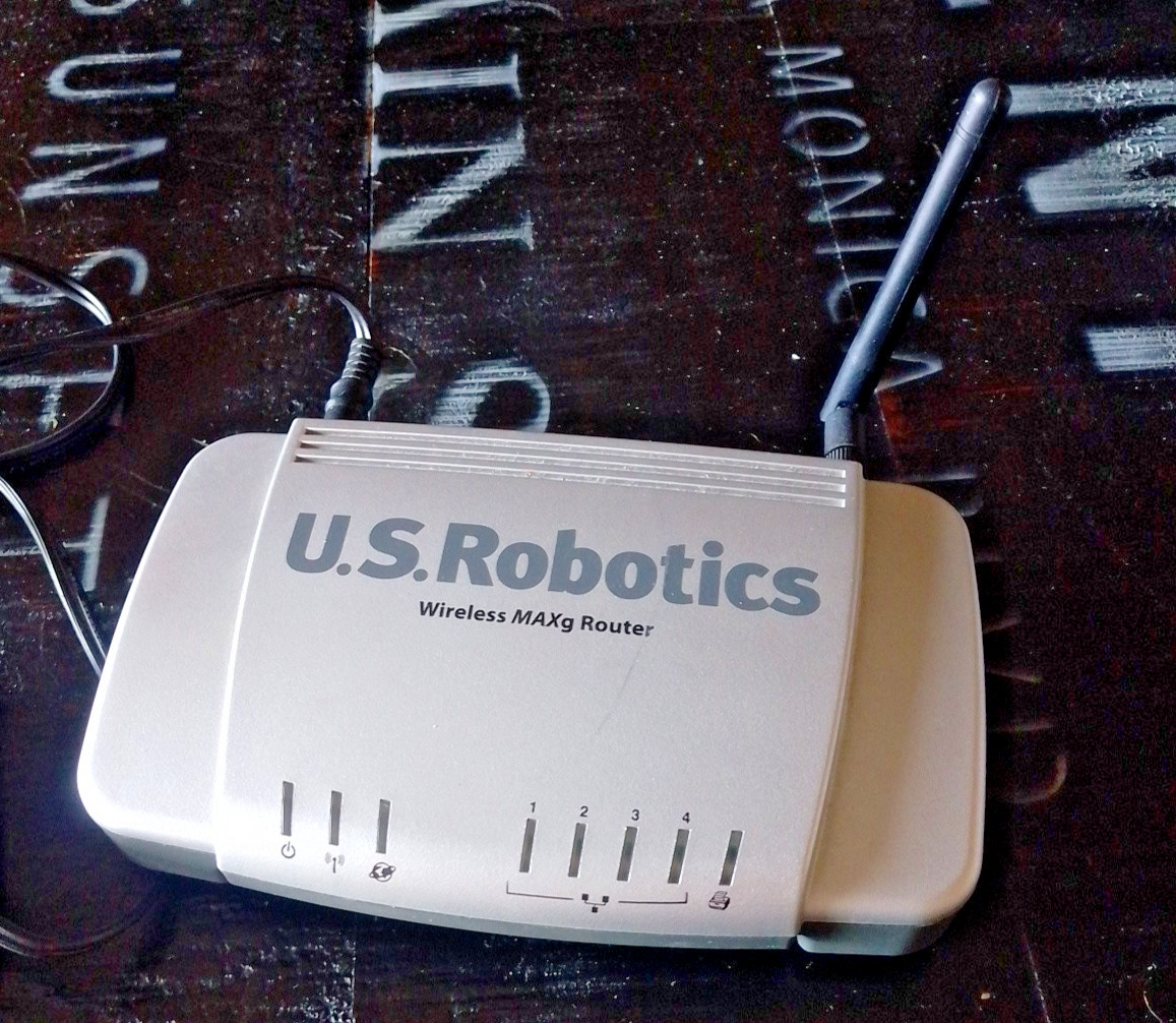 U.S. Robotics Model 5461 Wireless internet MAXg Router Works Perfectly