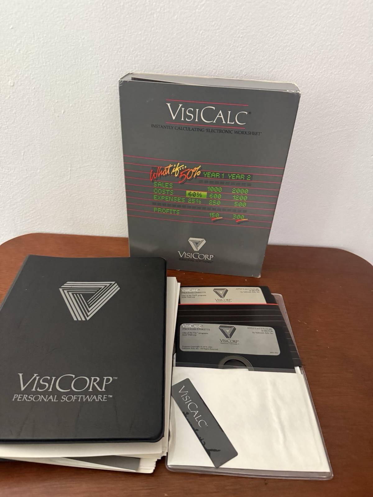 VisiCalc by VisiCorp Apple II Plus 5.25” Floppy Disks w/ Box & User Manual
