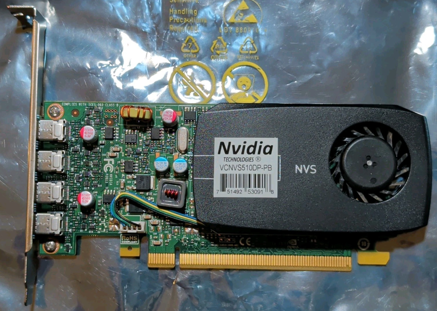 Nvidia NVS 510 Quadro Mini DP, 2GB DDR3, 4x mDP (PNY VCNVS510DP-PB) Full Height