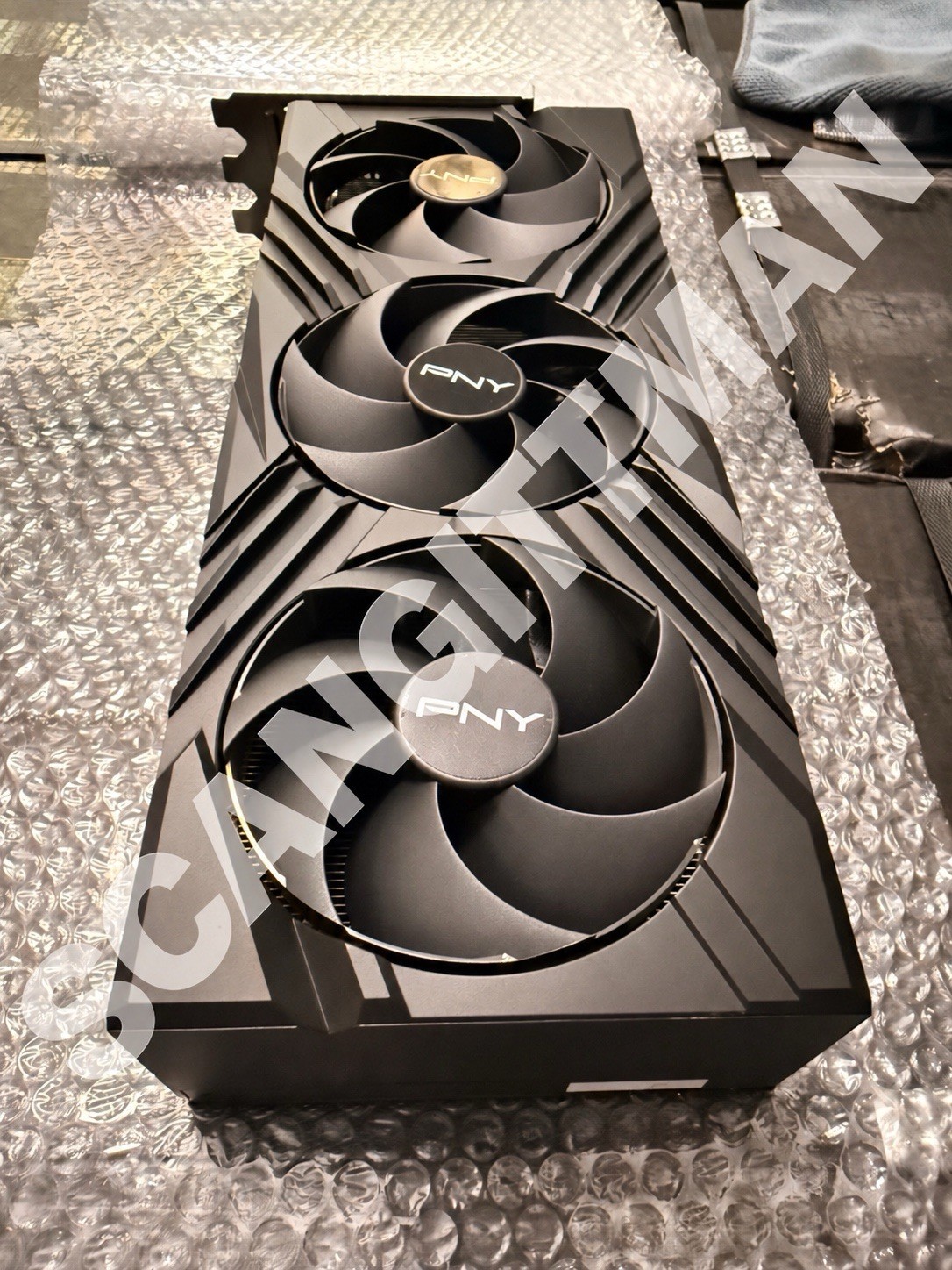 PNY Verto Triple Fan NVIDIA GeForce RTX 4090 24GB GDDR6X  Video Graphics Card