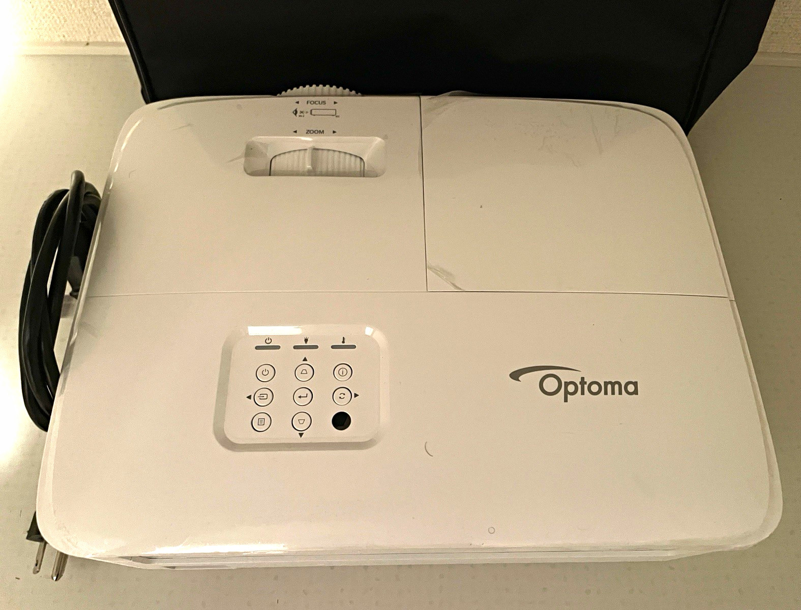 Optoma HD39HDR High Brightness HDR w. Carrying Case
