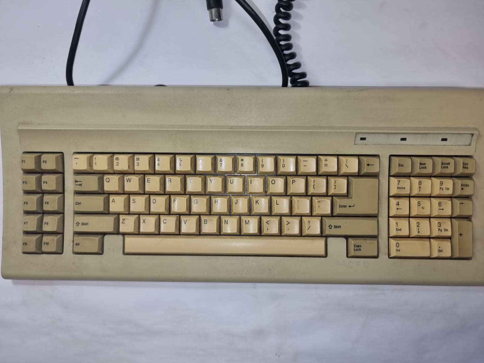 Rare Vintage Chicony Mechanical Keyboard  / E8H51KKB-5160AT