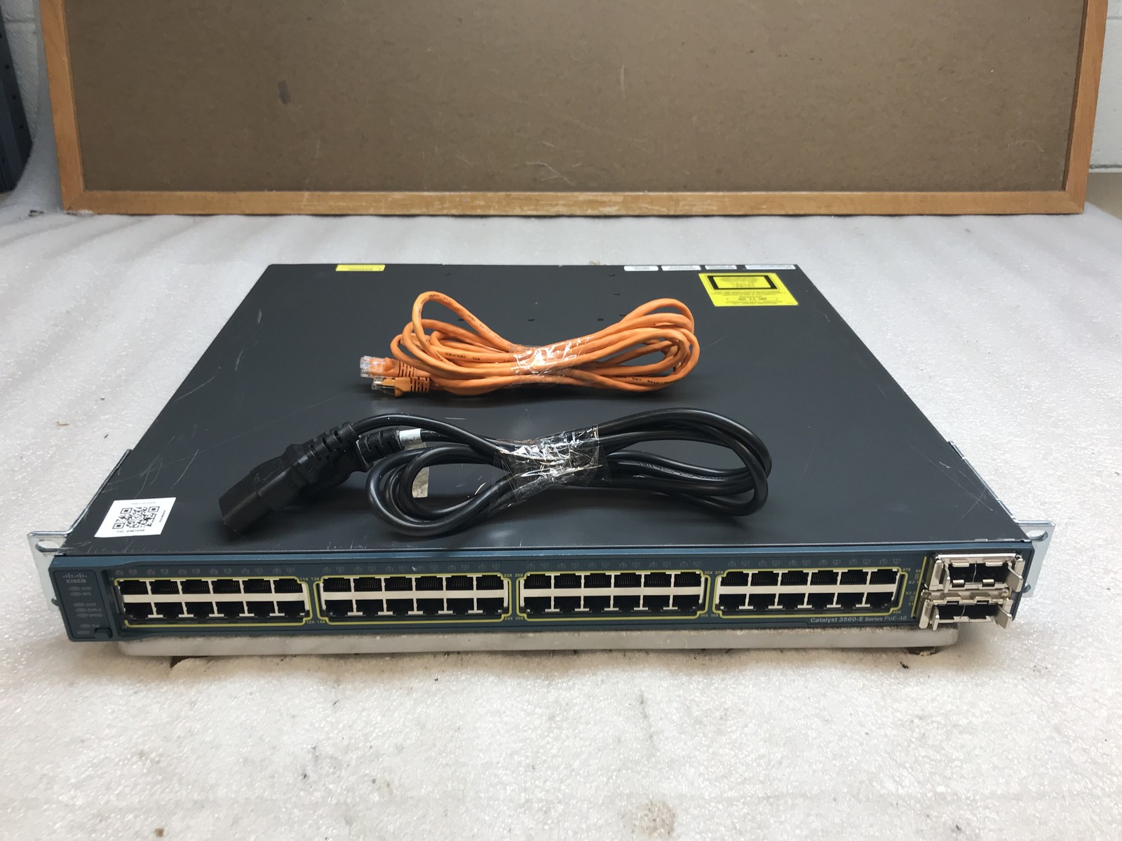 Cisco WS-C3560E-48PD-S 48-Port PoE Switch 2x TwinGig Rack Ears Cables