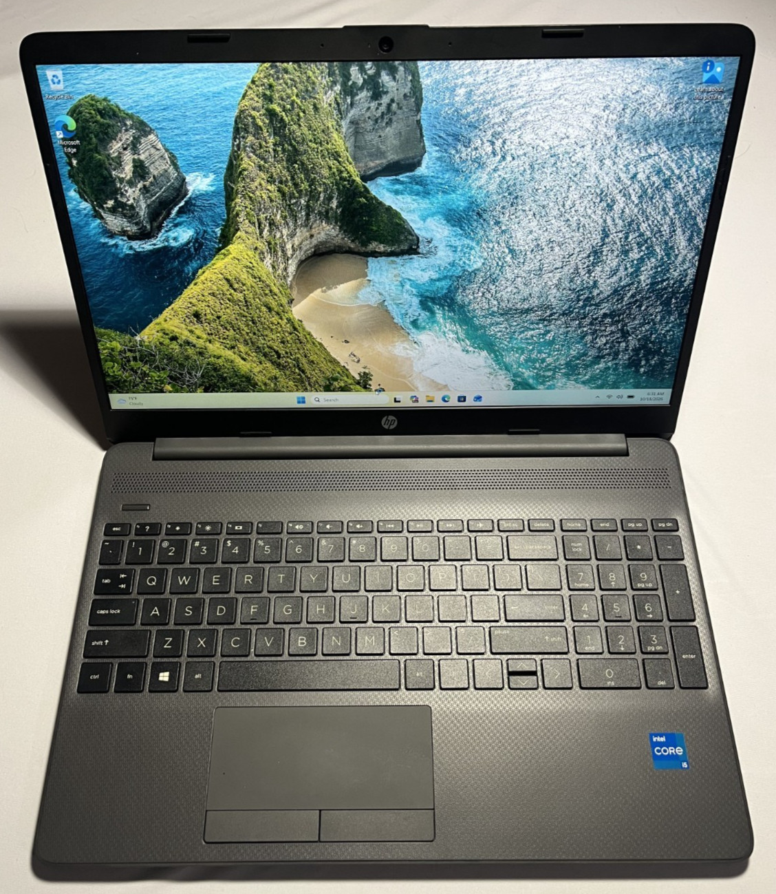 HP 250 G8 Notebook PC 15.6" | i5-1135G7 2.4GHz | 16GB RAM 256GB SSD | WIN 11 PRO