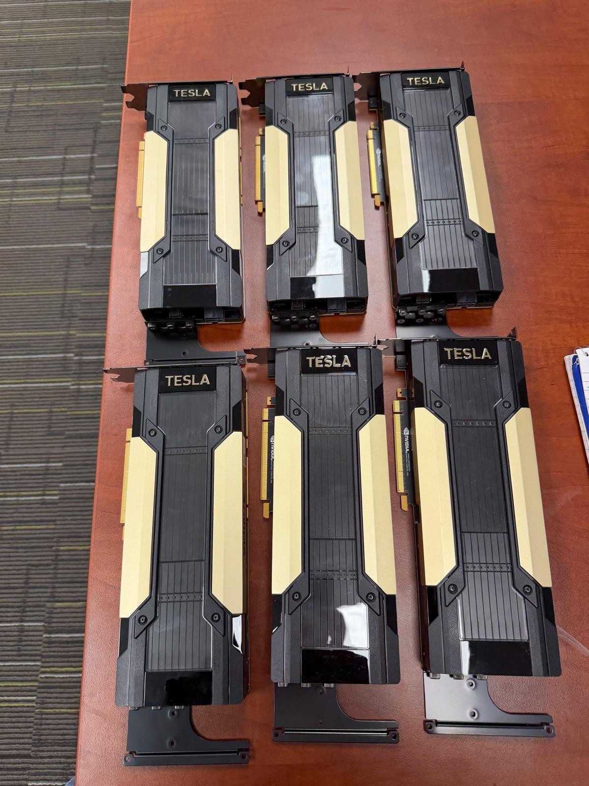 “NVIDIA Tesla V100S 32GB PCIe - Faster Than V100 - 1.1TB/s 699-2G500-0212-400 L