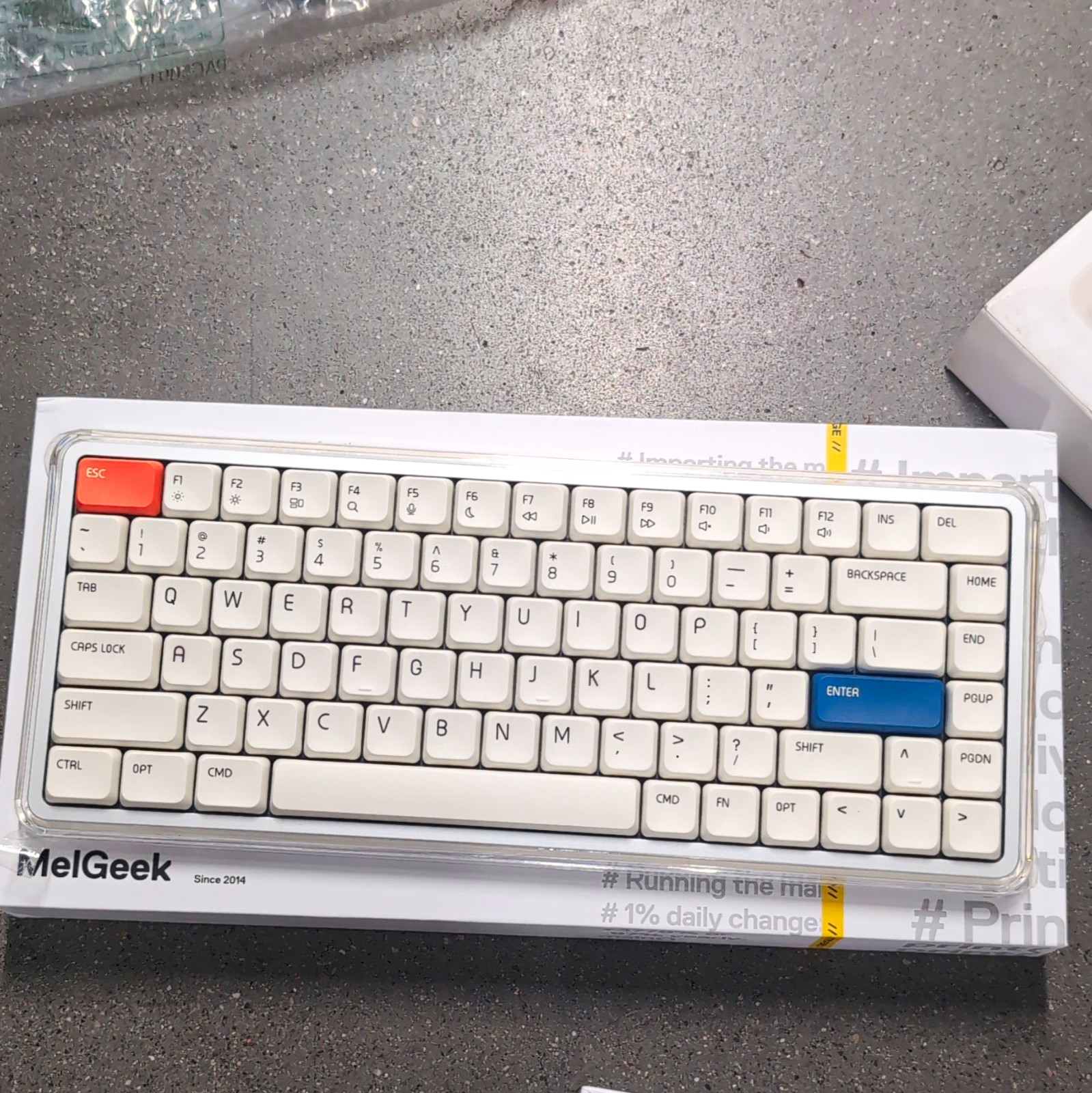 MelGeek O2 Low-Profile 75% Mechanical Keyboard Bluetooth 2.4G Wired, White