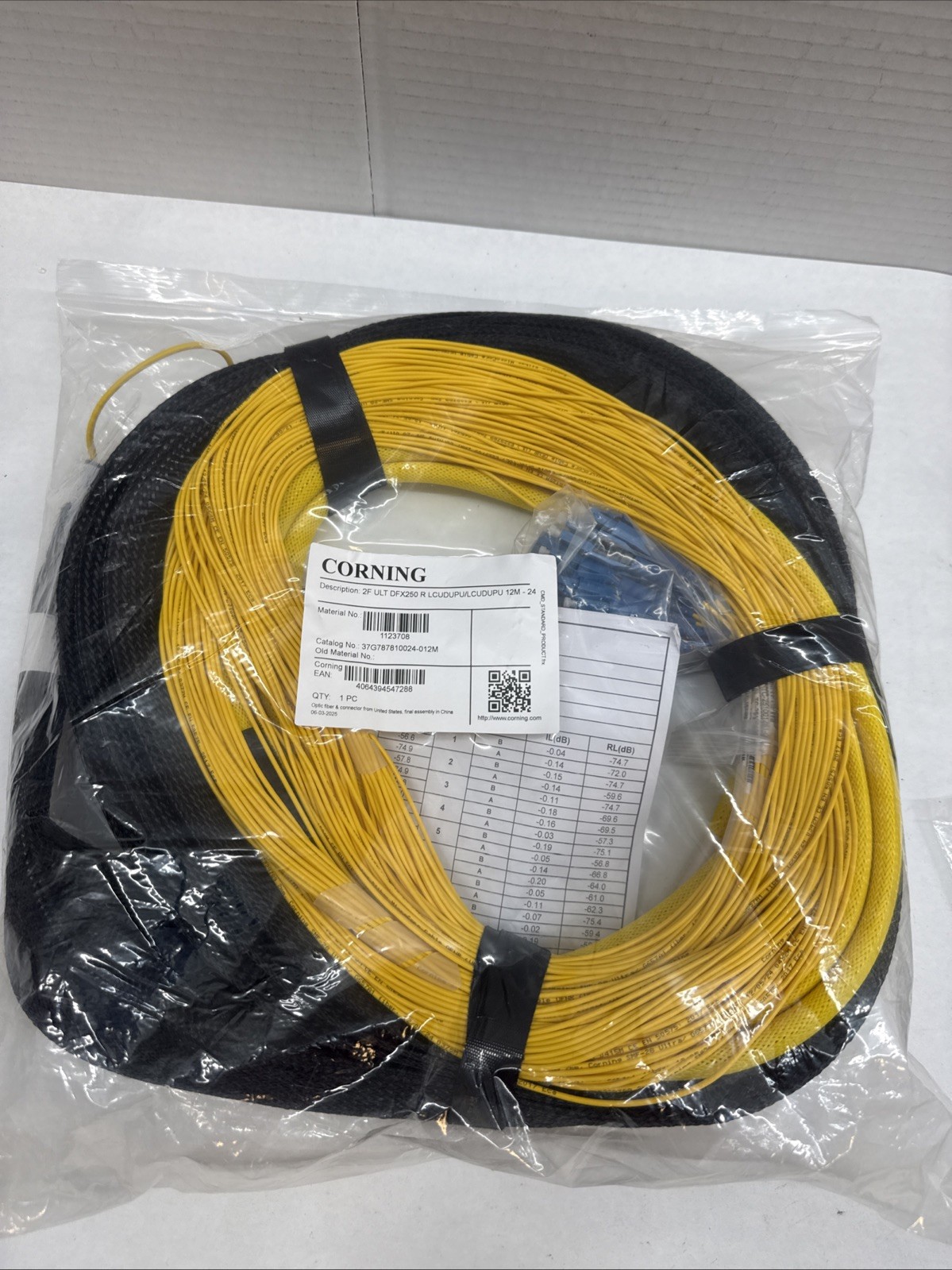 Corning 37G787810024-012M 2F ULT DFX250 R LCUDUPU/LCUDUPU 12M-24
