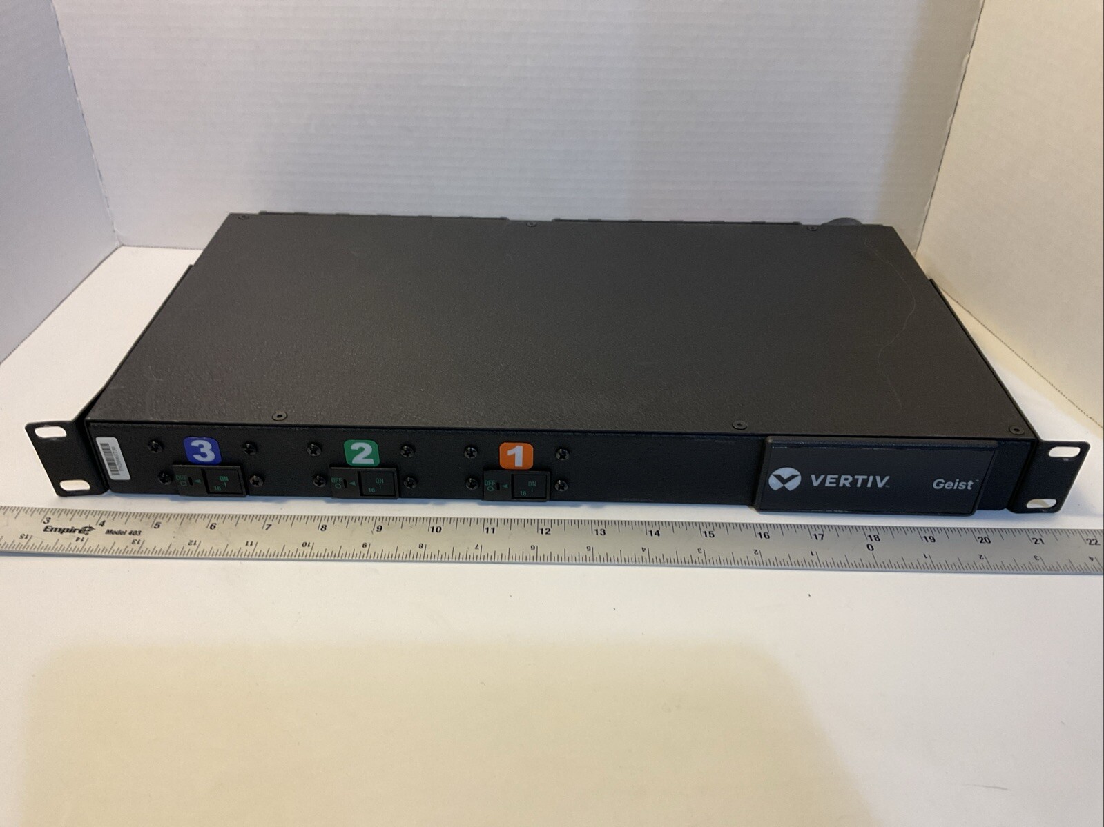Vertiv Geist U1076 PDU Rackmount Tested And Working With Power Connector