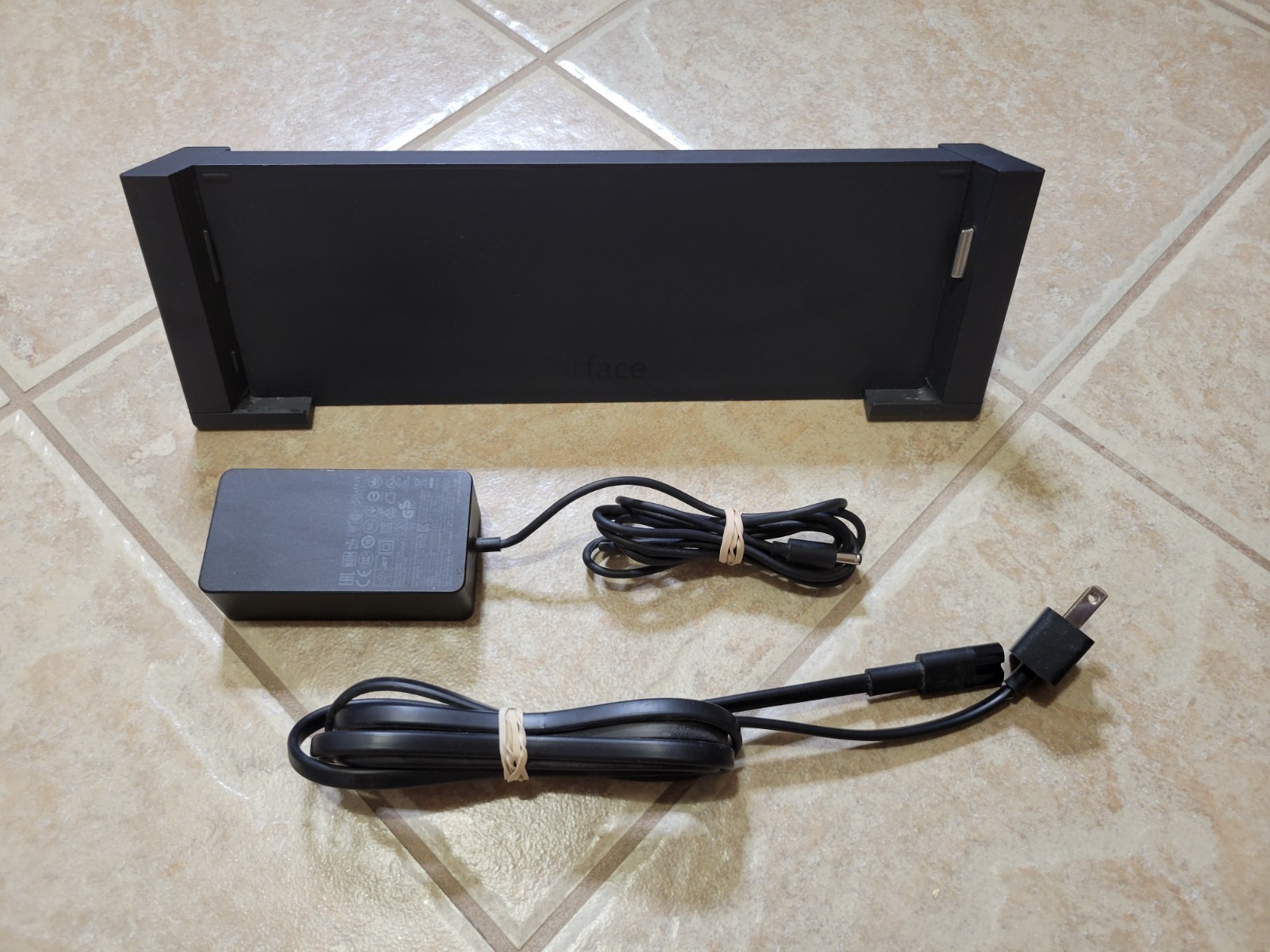 Genuine Microsoft Surface 1664 Docking Station w/ Power Supply for Surface 3/4
