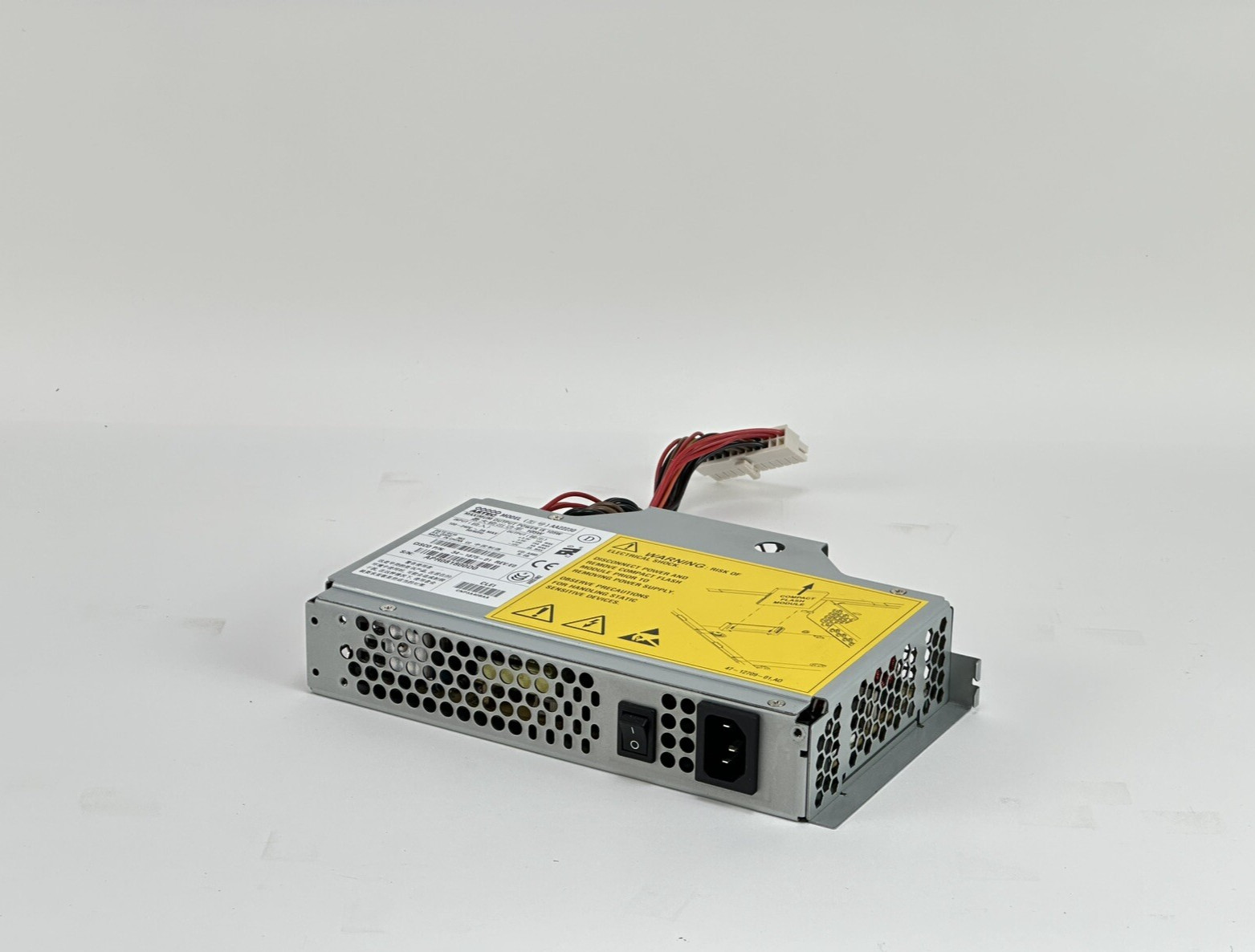 ASTEC AA22230 105W Cisco 2600 Series Power Supply AC 34-1875-01 PSU