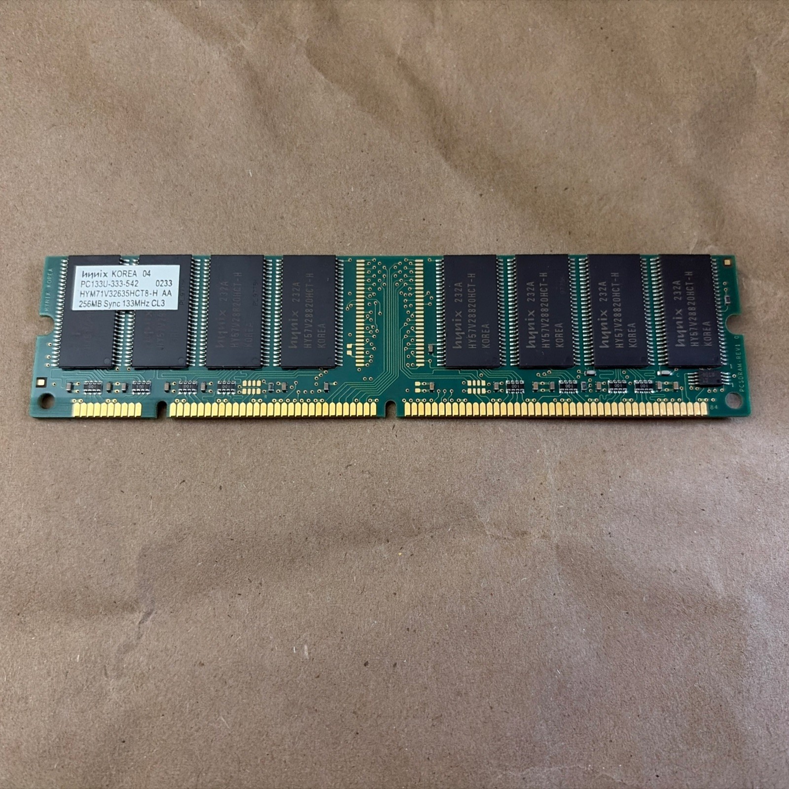Hynix PC133U-333-542 HYM71V32635AT8-H 256MB Sync 133mhz CL3