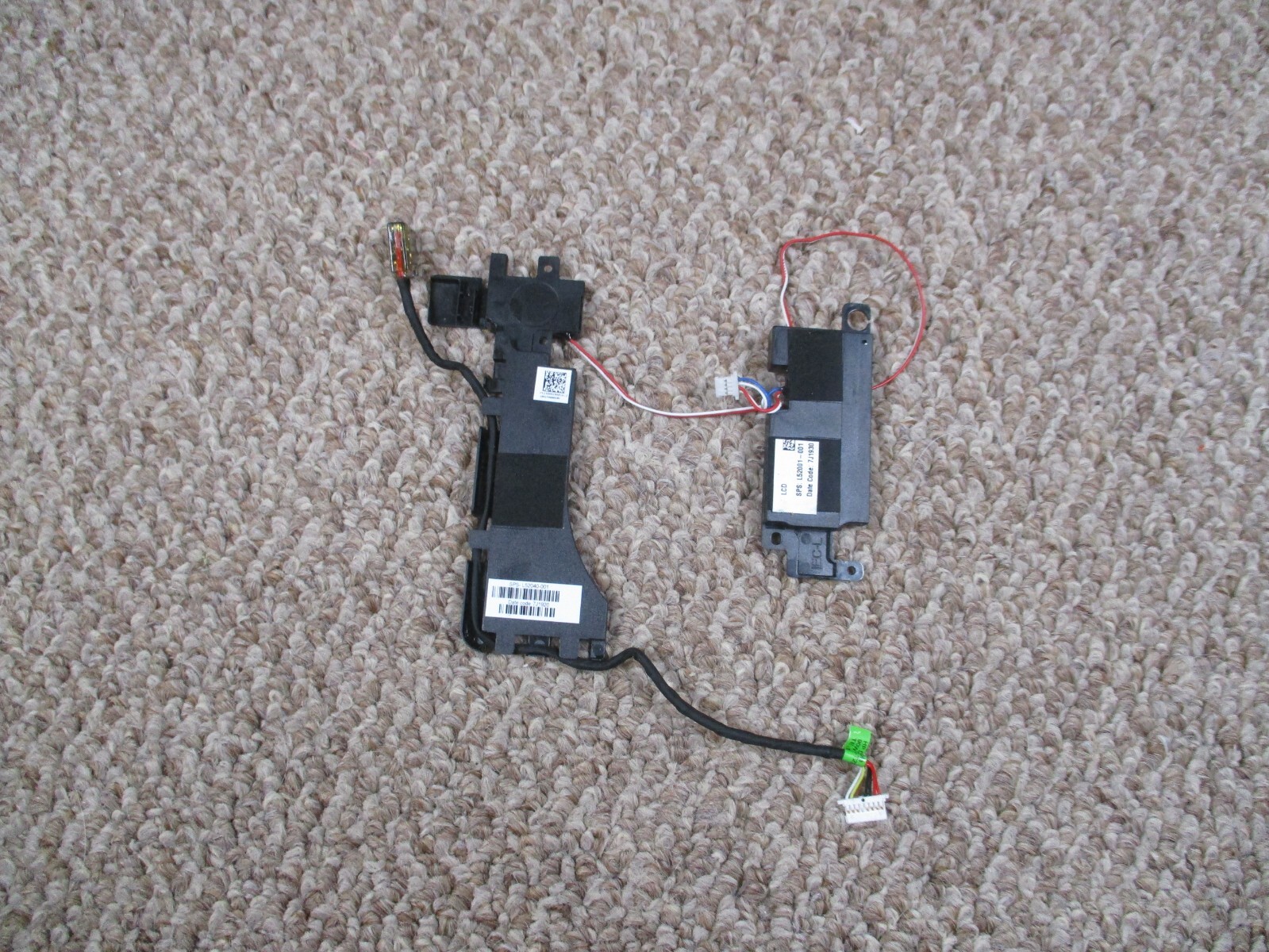 Genuine OEM HP 15-DW SPS-L52040-001 Left and Right Speaker *Replacement*