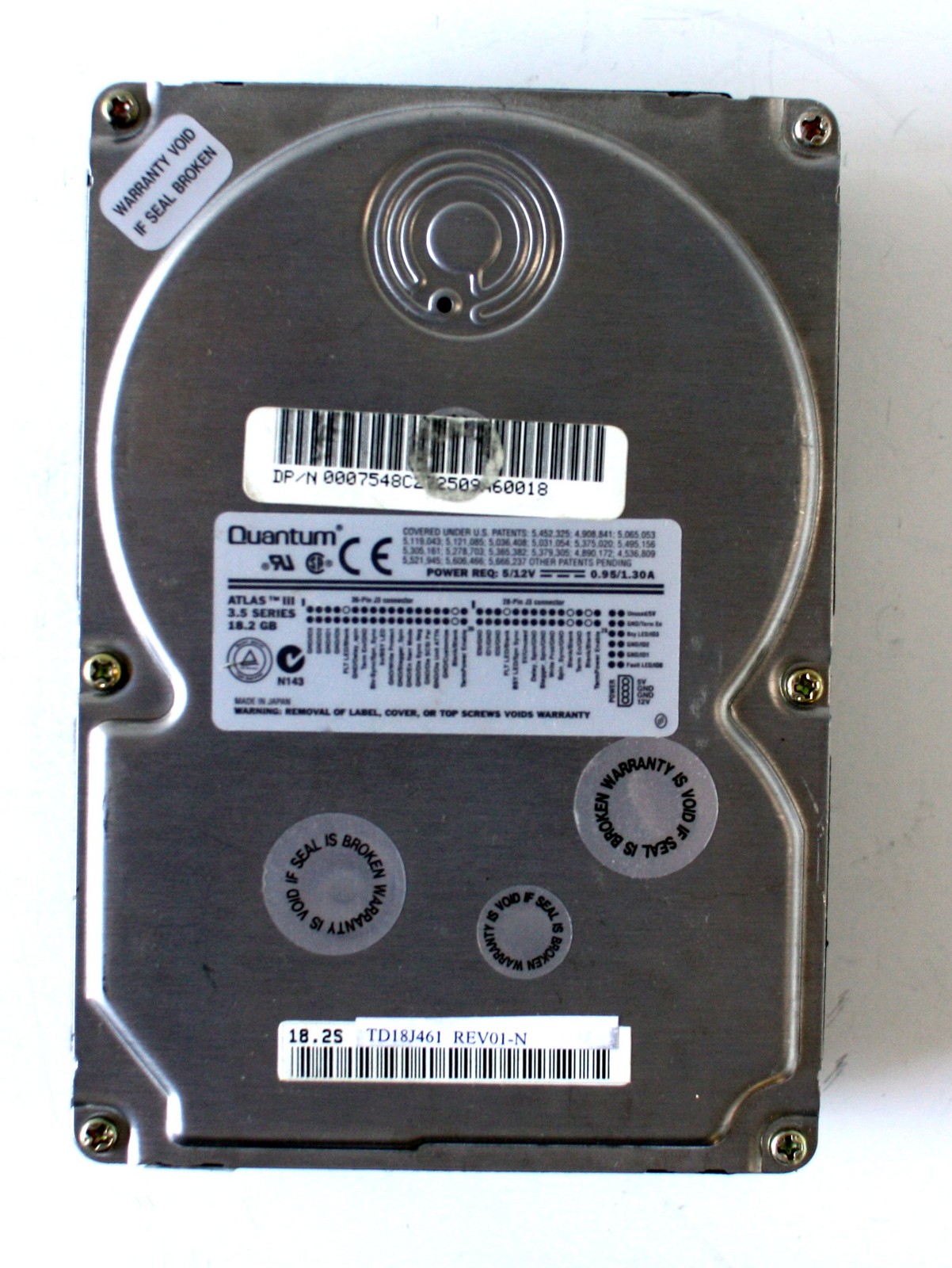 Hdd 18.2gb quantum 3.5 scsi atlas iii td18j461, dp/n 0007548c,80 pin scsi
