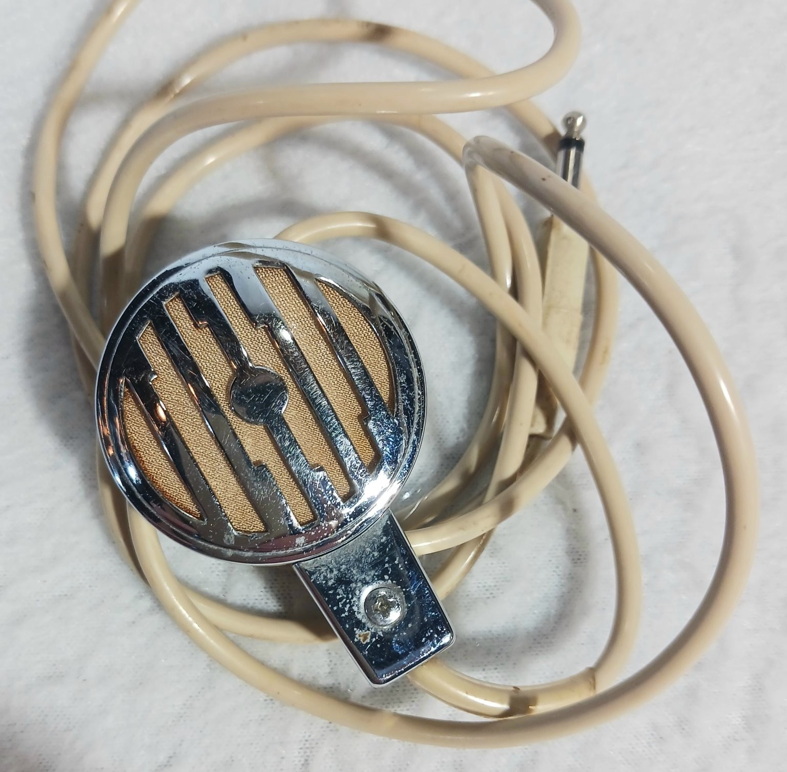 Vintage Clip-On Microphone 1/4" Jack Wired Beige Chrome Made in Japan Retro Mic
