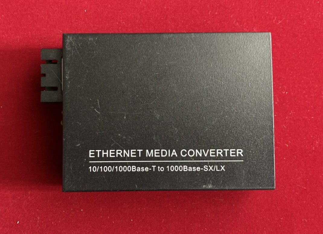 10/100/1000M SFP Media Converter – Gigabit Ethernet ↔ Fiber Optic, RJ-45 to SFP