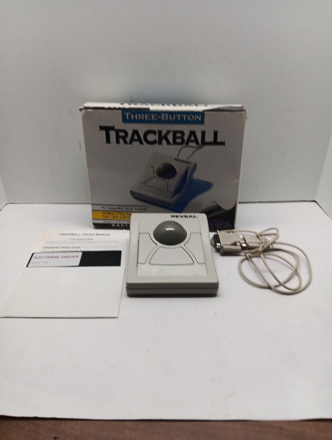 Vintage Reveal Trackball Roller Ball Mouse with 3 buttons Model RA010