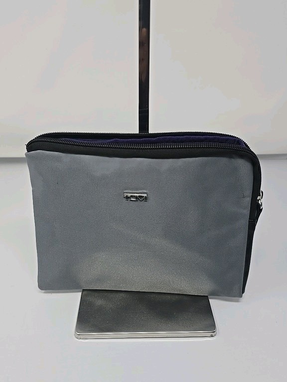 TUMI for Delta Small Gray Zip Pouch Travel Case Toiletry Storage Bag
