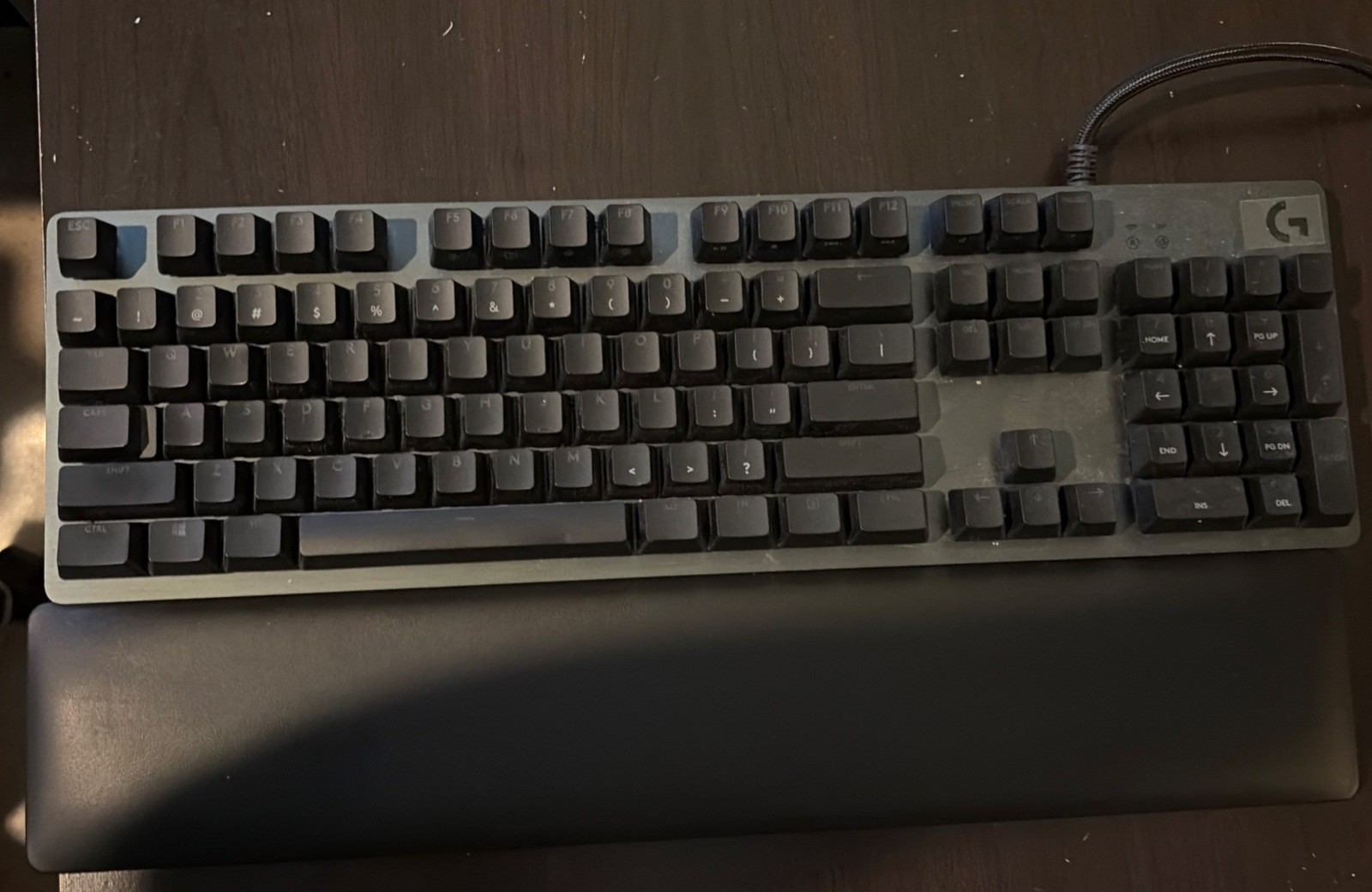 Logitech G513 Carbon (GX Brown) Mechanical Wired Gaming Keyboard with Palm-rest