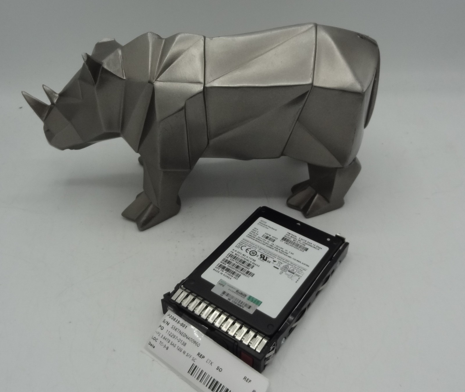 P20835-001 HP 3.84TB 2.5IN SAS DRIVE (12GBPS, RI, SC), P19907-B21