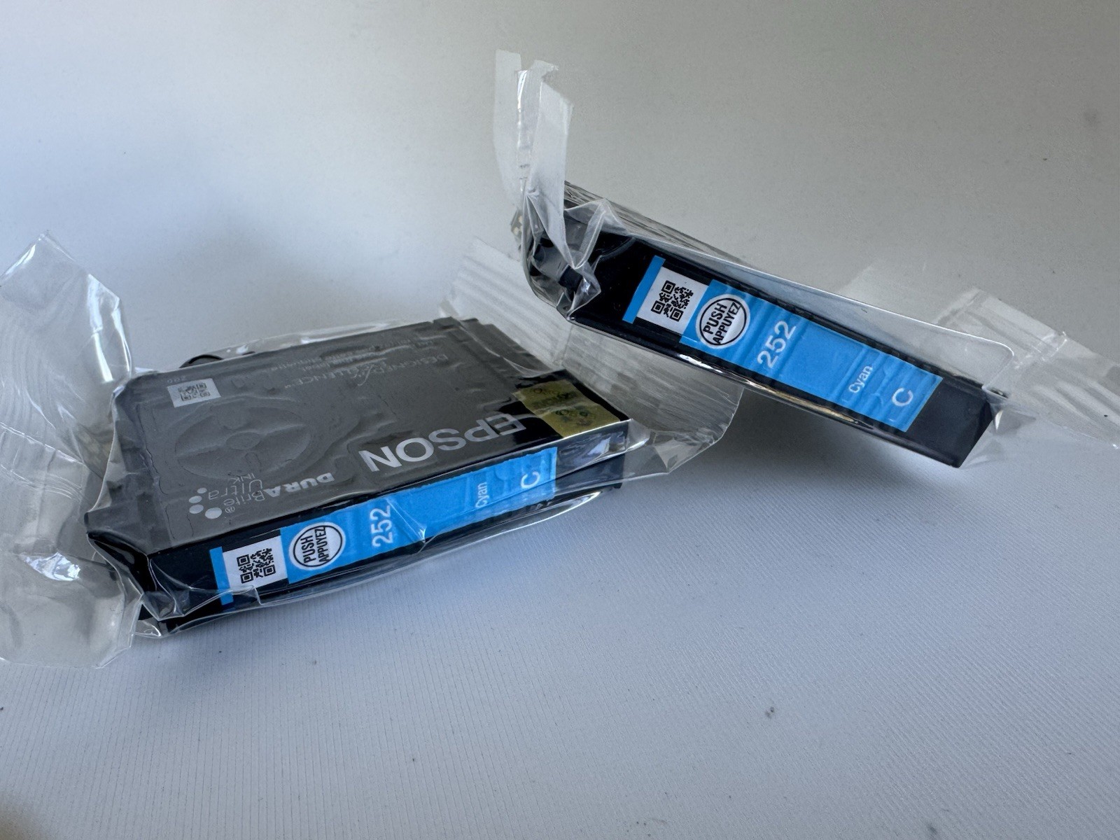 Epson Durabright Ultra Ink 252 Cartridges Cyan & Yellow