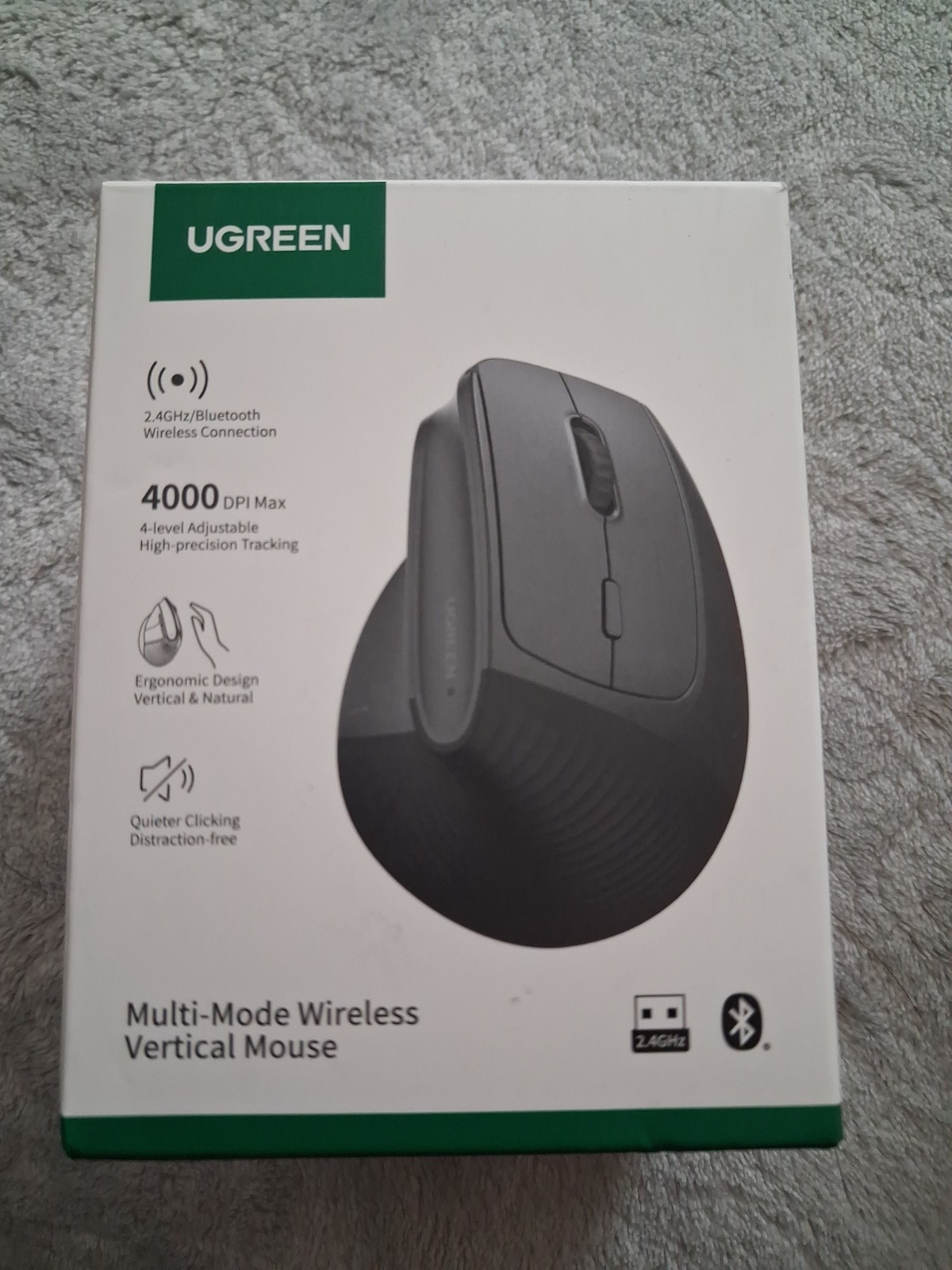 UGREEN M571P Wireless Vertical Mouse 4000 DPI Silent Ergonomic Bluetooth USB