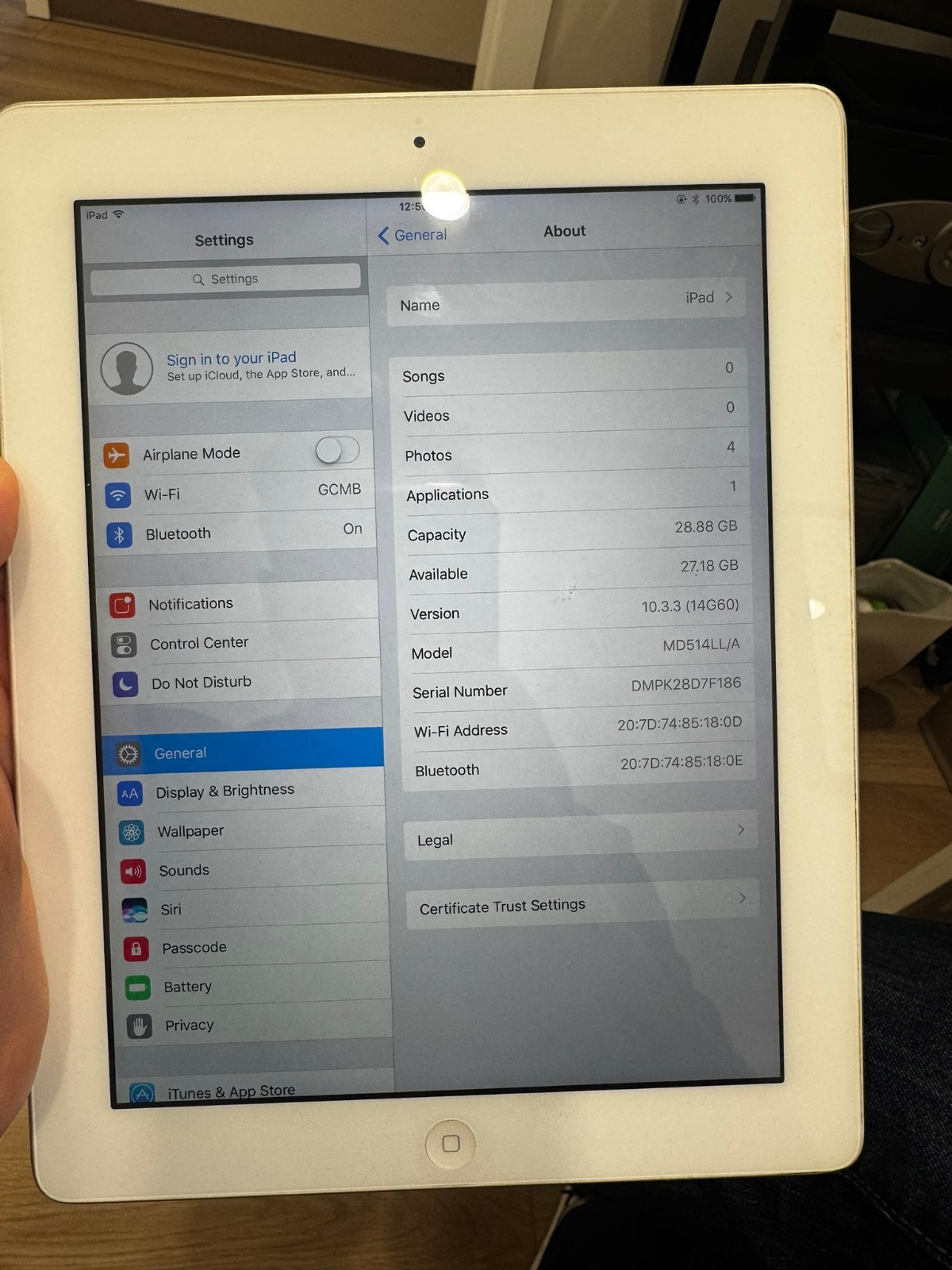 TESTED WORKING - Apple iPad 4th Gen 32GB Wi-Fi 9.7" Retina A1458 MD514LL/A White
