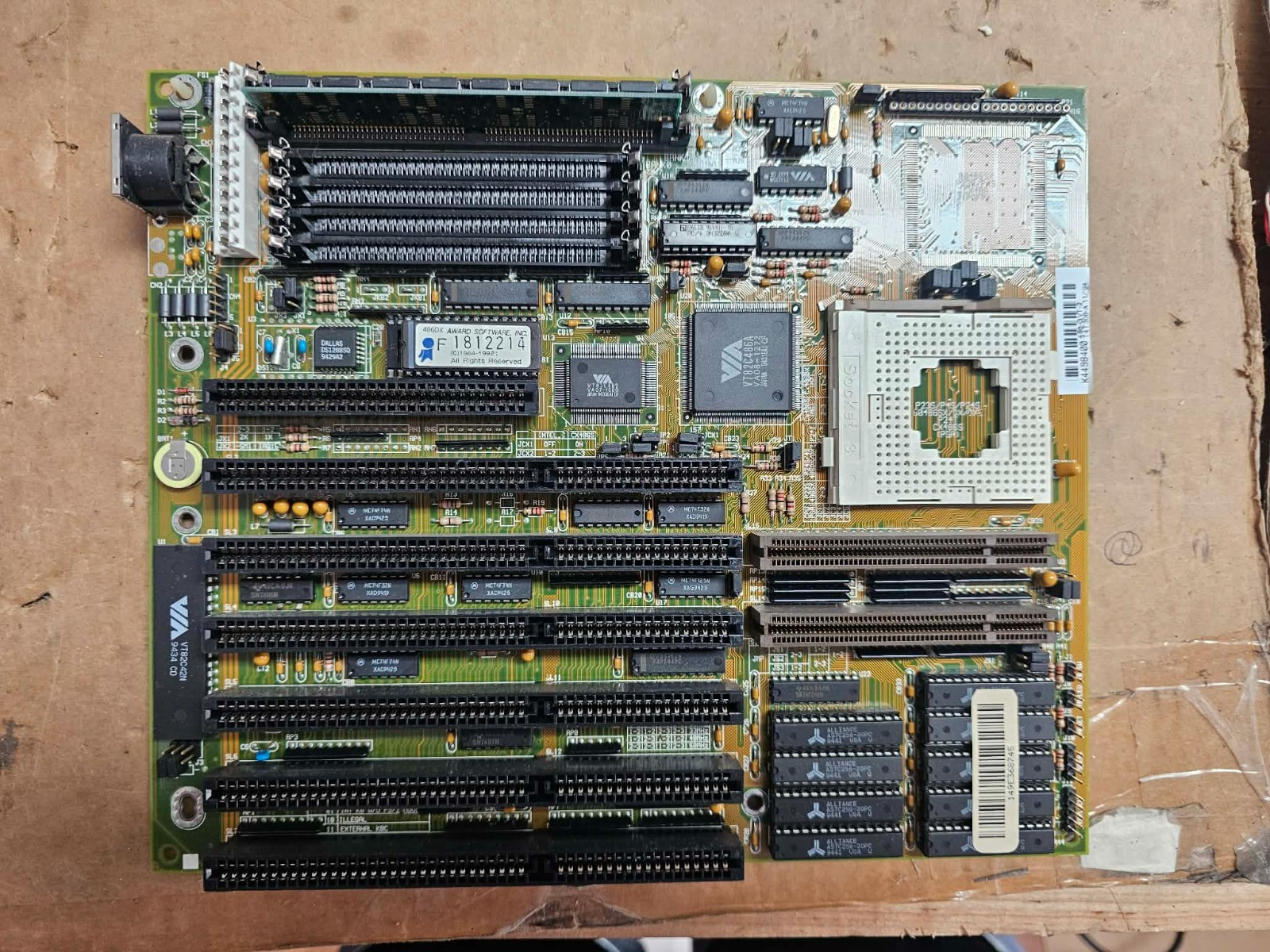 Retro Gaming Tested VIA FIC 486-GVT-2 Socket 3 VLB Motherboard Intel/AMD 4MB RAM
