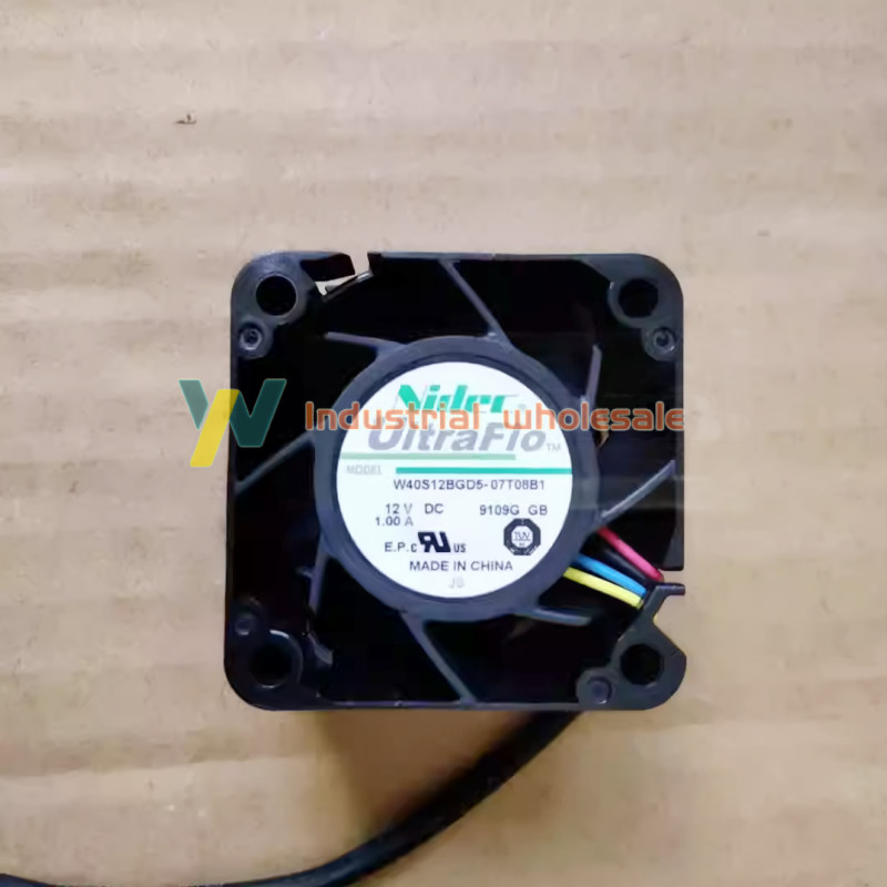 1PC NIDEC W40S12BGD5-07T08B1 40x40x28mm 12V 1A Super Micro server cooling fan