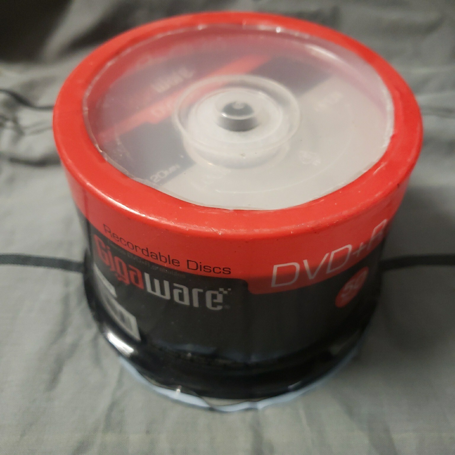 Gigaware DVD+R 50 Pack 1x - 16x 4.7GB Capacity 120 min of Video Recording St1
