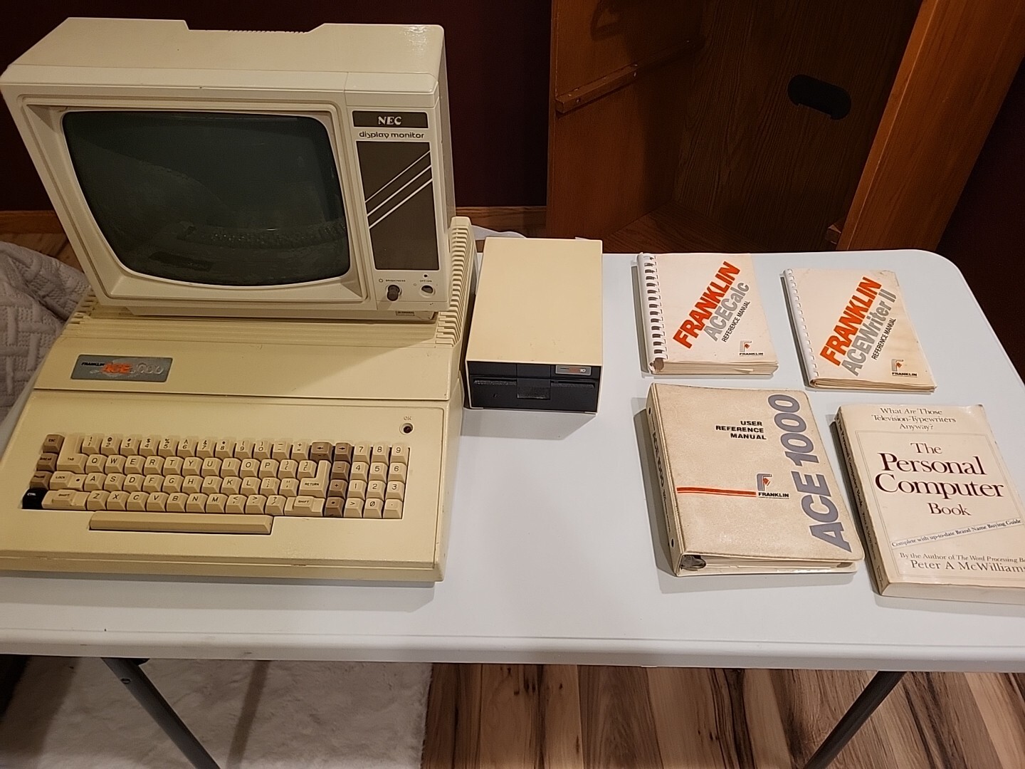 Franklin Ace 1000 Computer, Monitor, and Manuals *RARE* (See desc.)