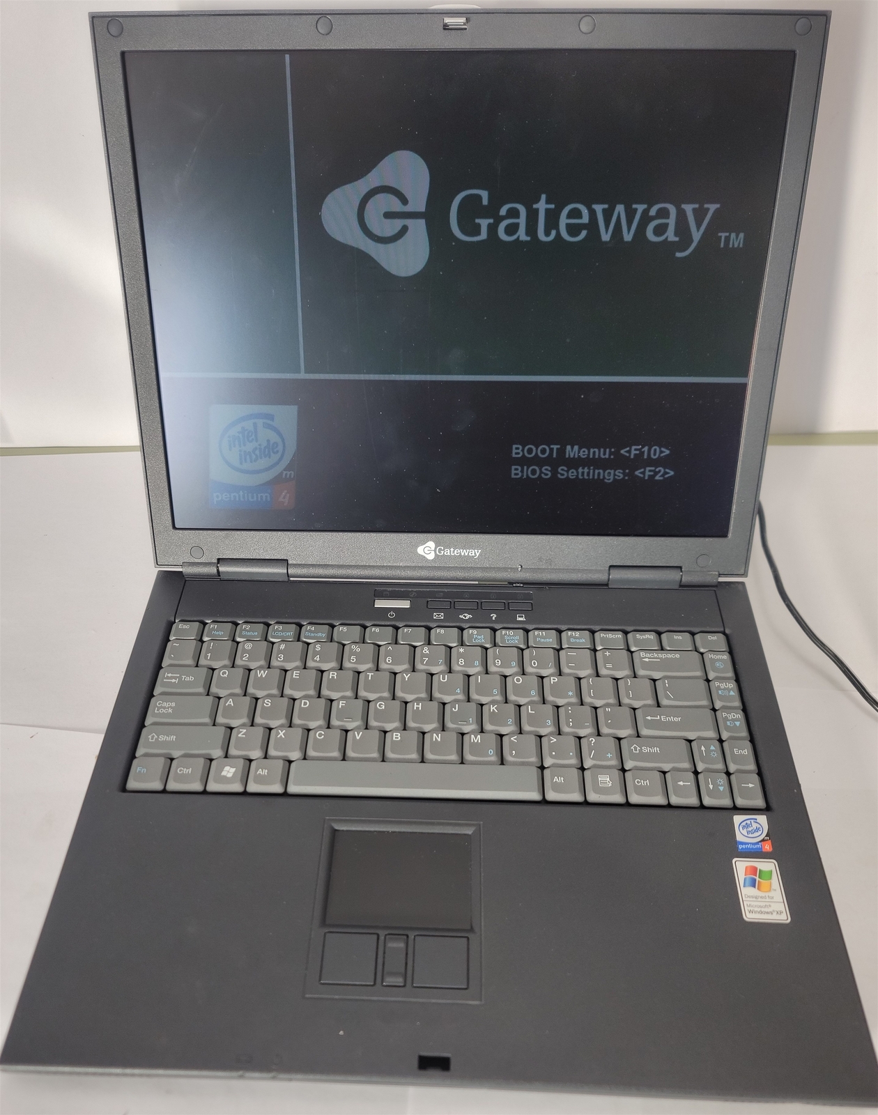 Gateway M305CRV 15" Laptop , Pentium 4 M 2.20GHz , 1GB RAM, Windows XP