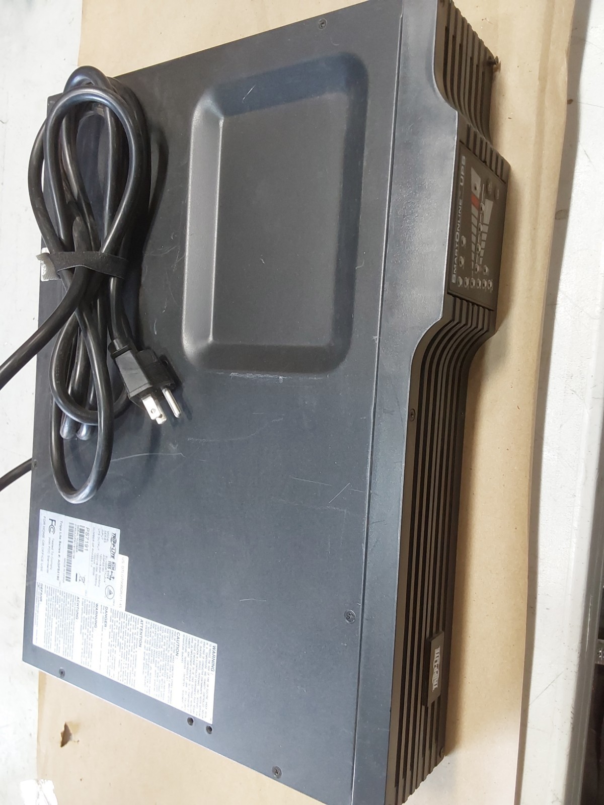 TRIPP LITE SU1000RTXL2UA SMARTONLINE 120V 1KVA 800W DOUBLE-CONVERSION UPS+WRRNTY