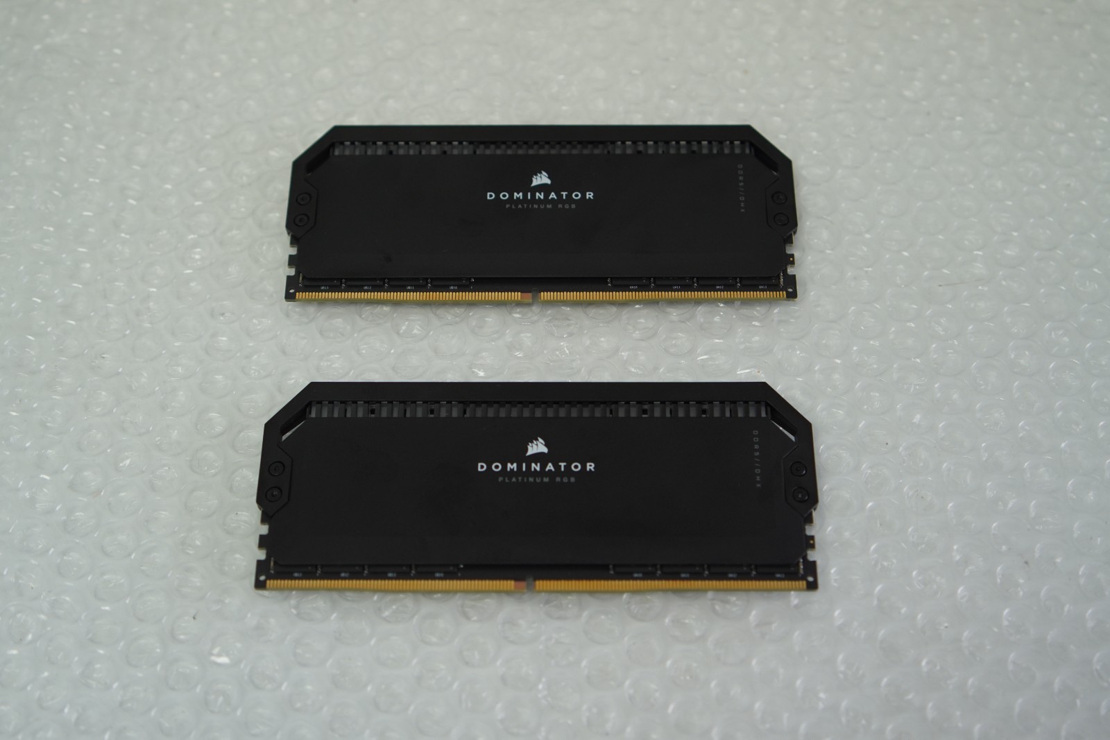 Corsair Dominator Platinum RGB 64GB 2x32GB DDR5 5600 CL40 CMT64GX5M2X5600C40