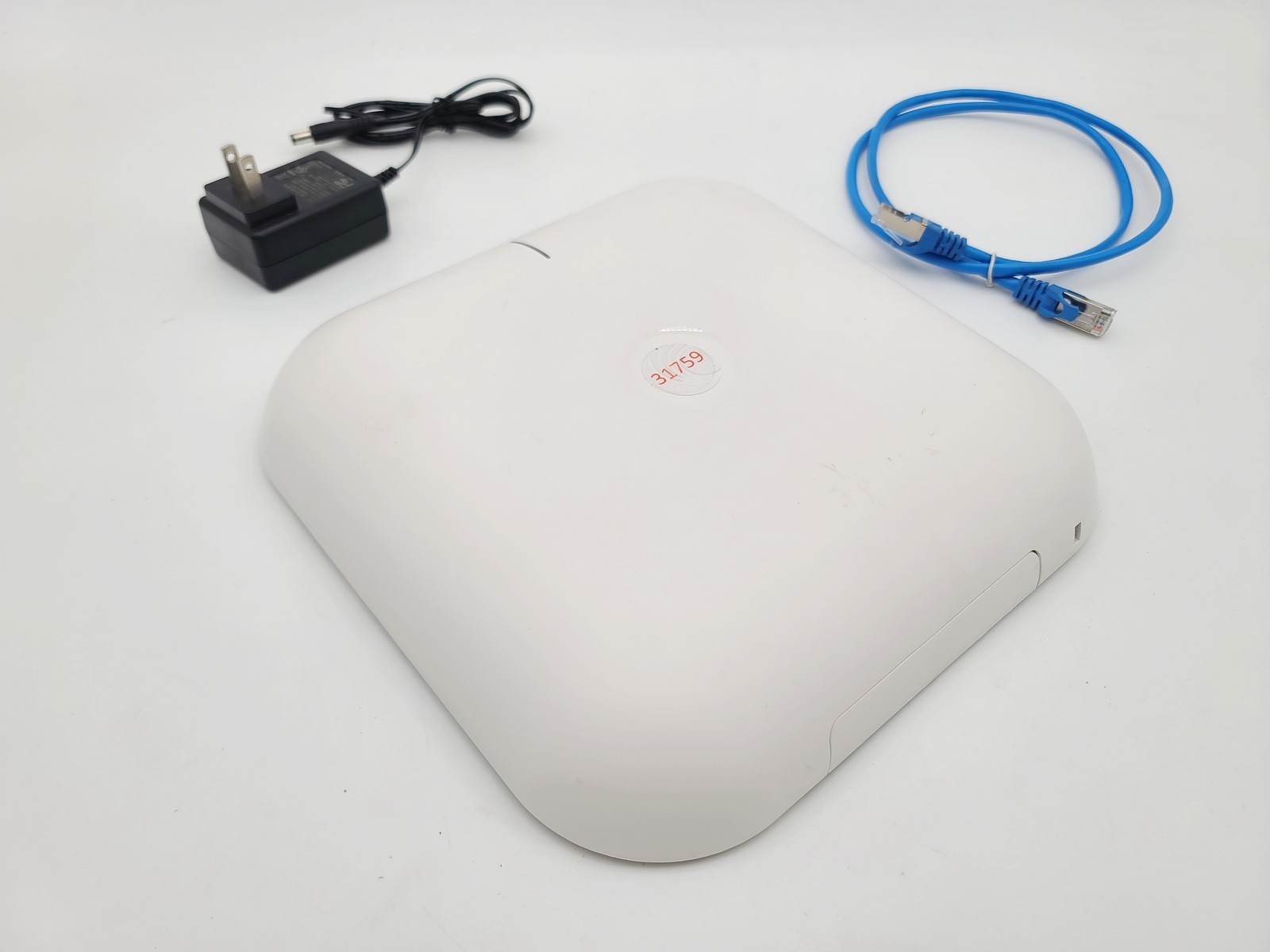 CAMBIUM NETWORKS REG-XV3-8 WI-FI 6 802.11AX DUAL-BAND WIRELESS ACCESS POINT