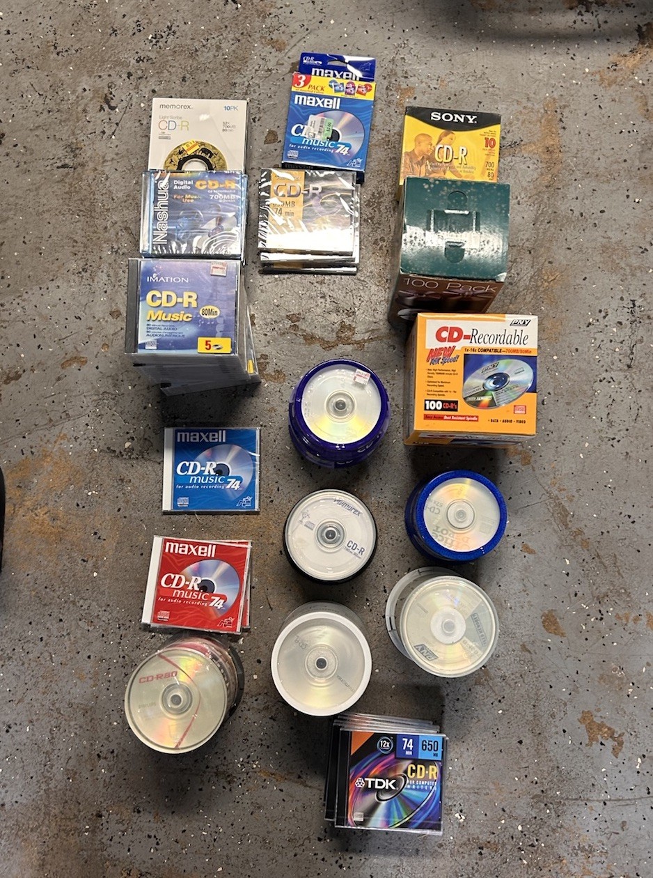 Lot Of Over 800 New CD-R Memorex Sony Maxell TDK Philips PNY Nashua Imation