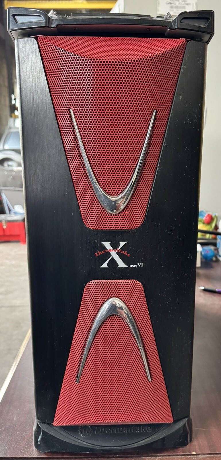 Thermaltake Xaser VI Case w/ Server Hardware