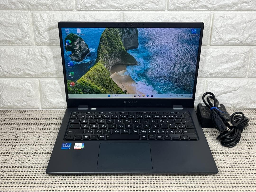 Dynabook G83/HS Laptop i7-1165G7 16GB 256GB 13.3 Touchscreen Win11 Pro Japan