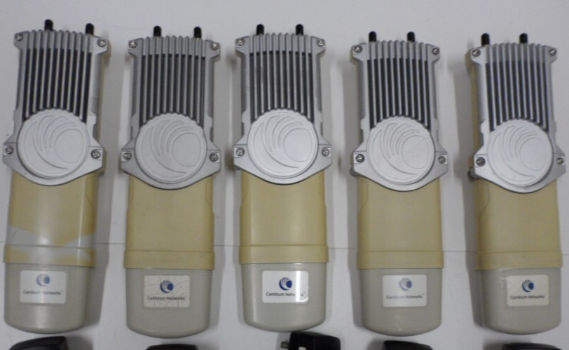 Lot of (5) Cambium Networks PMP450i 900MHz Connectorized SM Radios