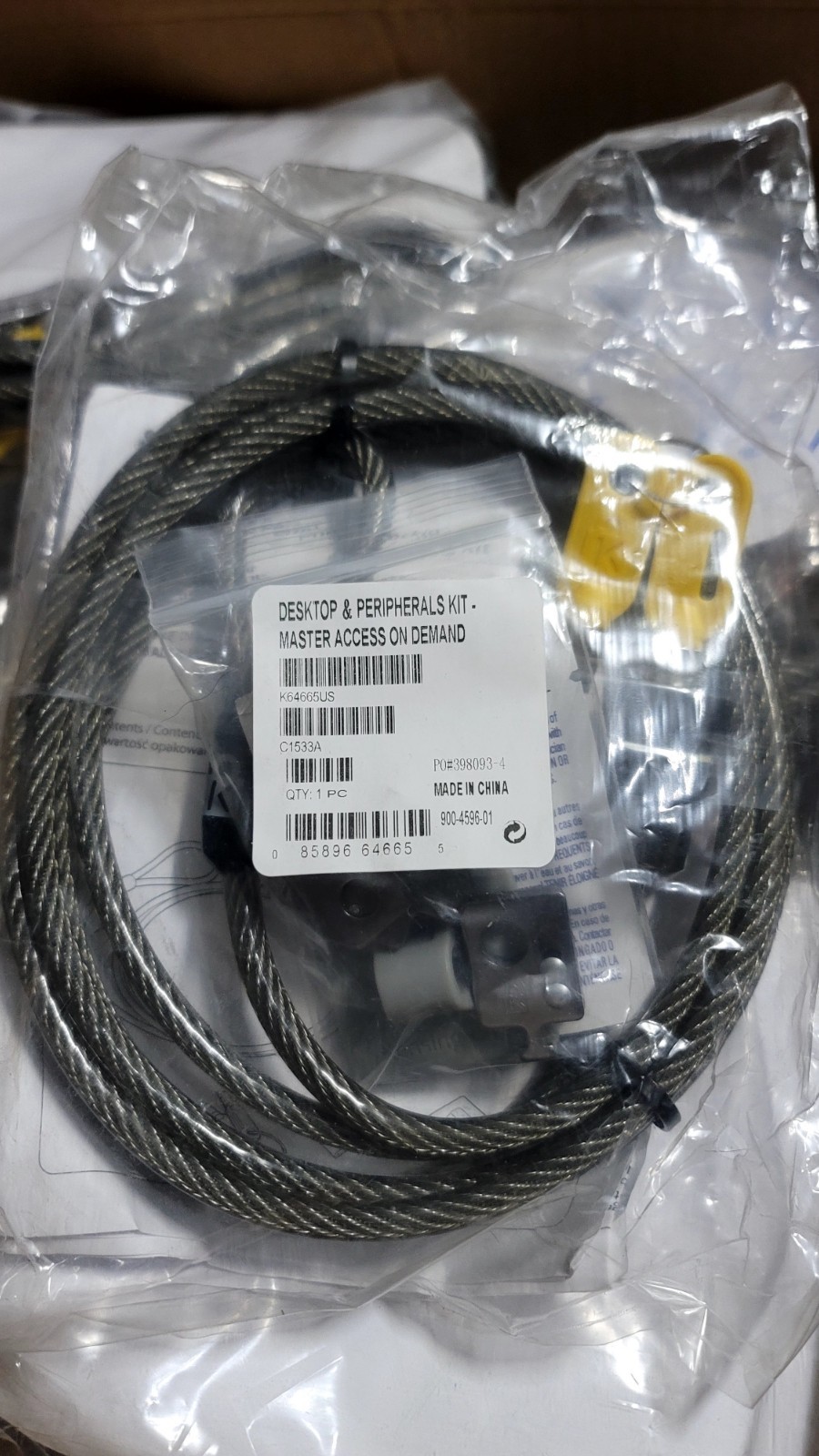 KENSINGTON K64665US DESKTOP & PERIPHERALS LOCKING KIT *NEW* (lot of 24)