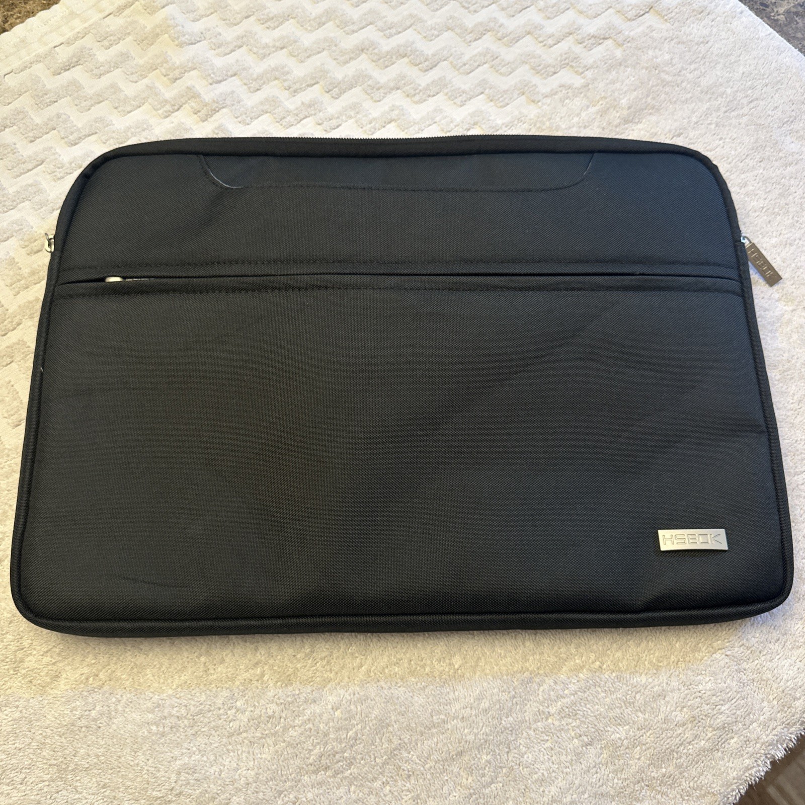 HSEOK Laptop Case -Brand New - Black