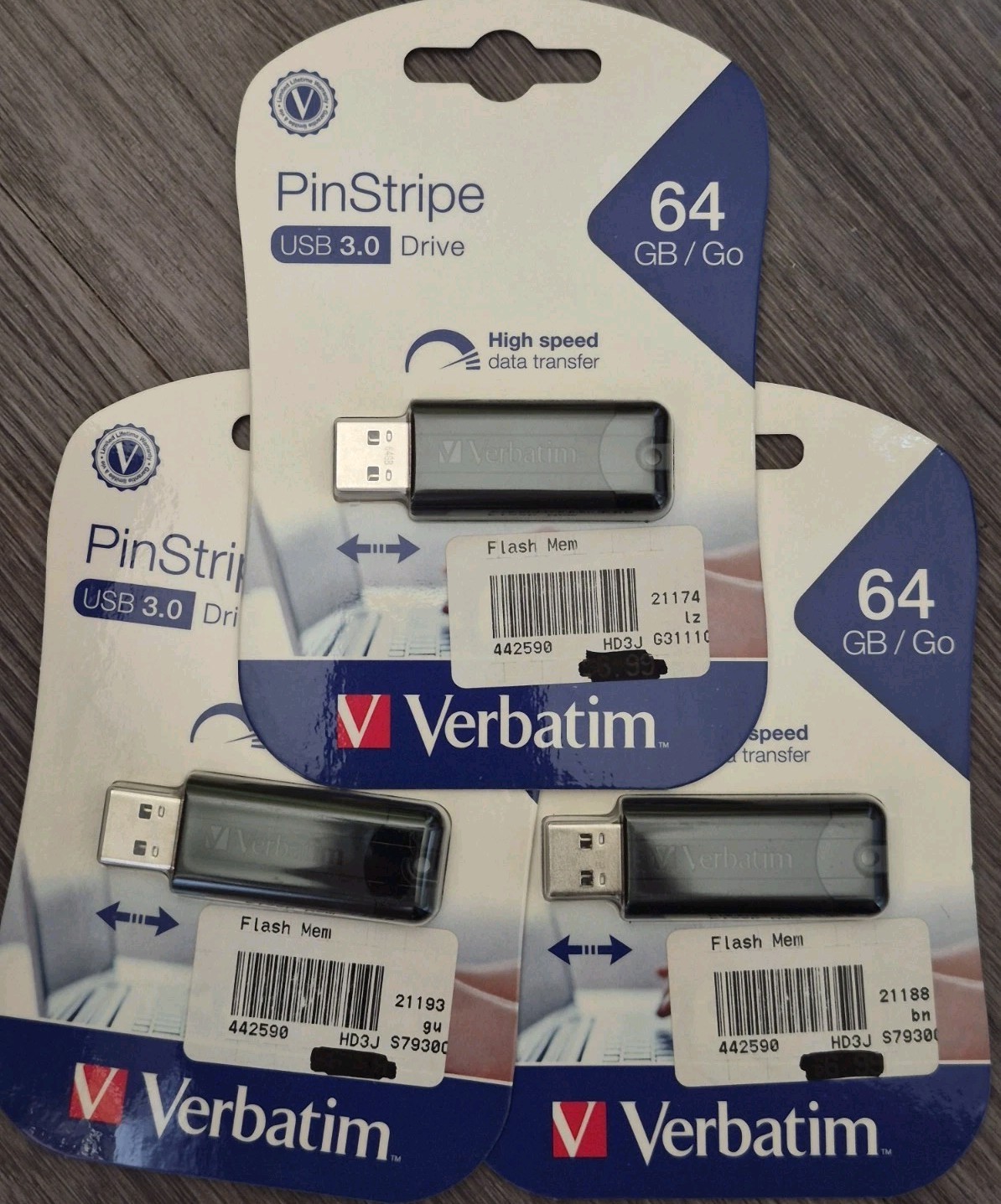 Verbatim PinStripe 64GB USB 3.0 Drive Lot of 3 - NEW -  -Located in USA