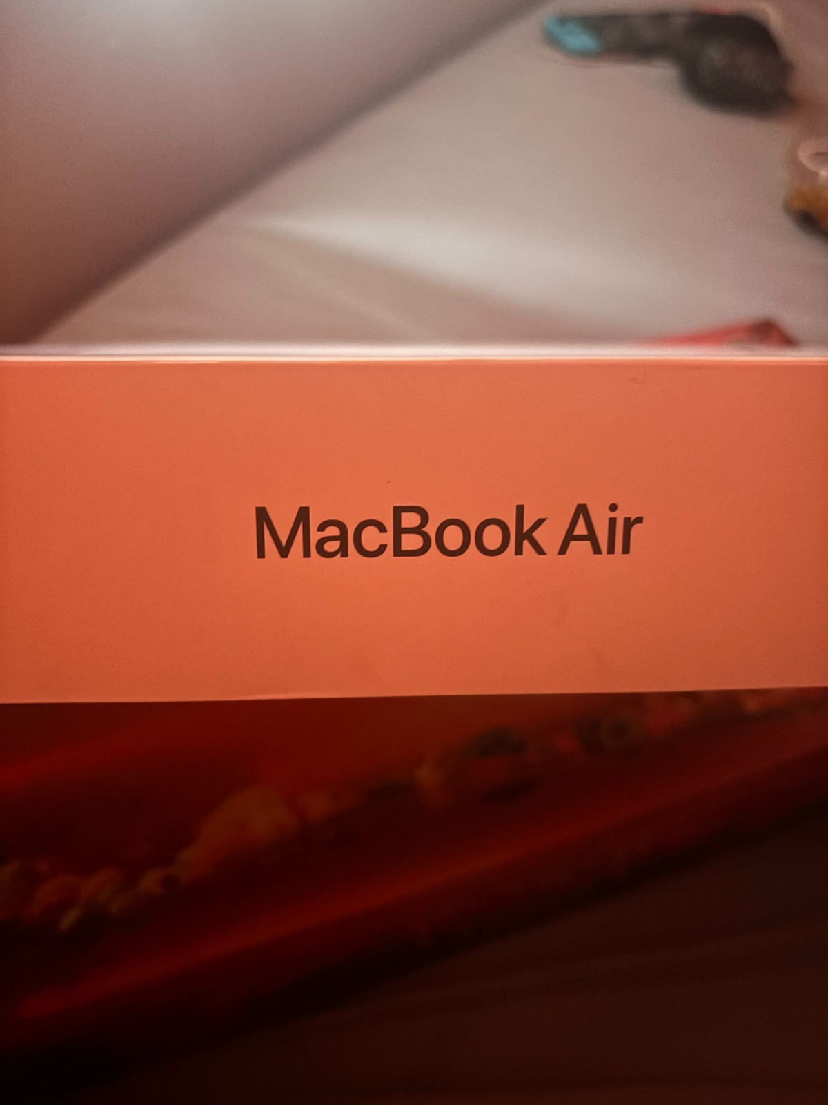 2026 Apple MacBook Air 13 inch m5 16 gb of ram*3 months old*