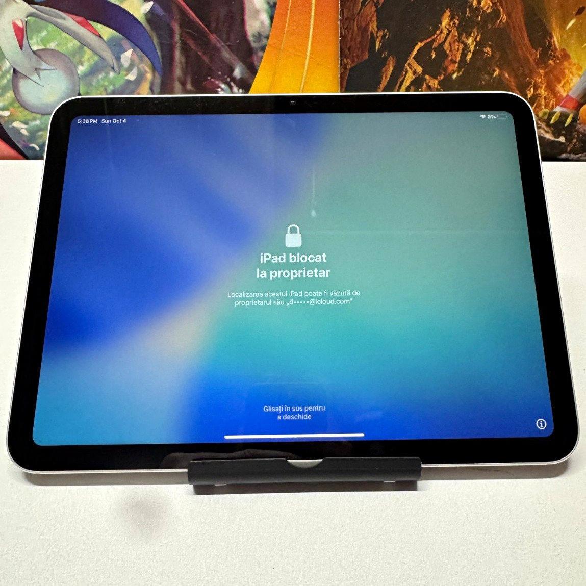 Apple iPad 11th Generation (A16) Wi-Fi + Cellular in silver