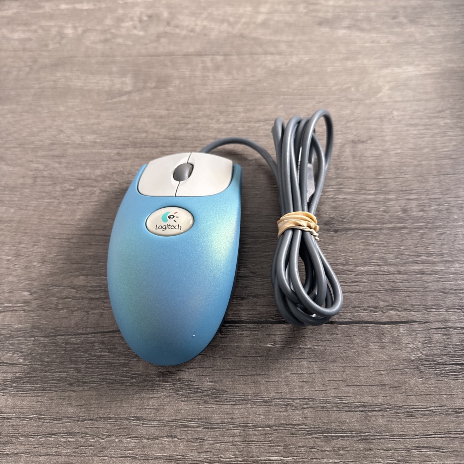 VTG Logitech iFeel Mouse M-UN58a Optical Light Blue Wired USB Transparent Base