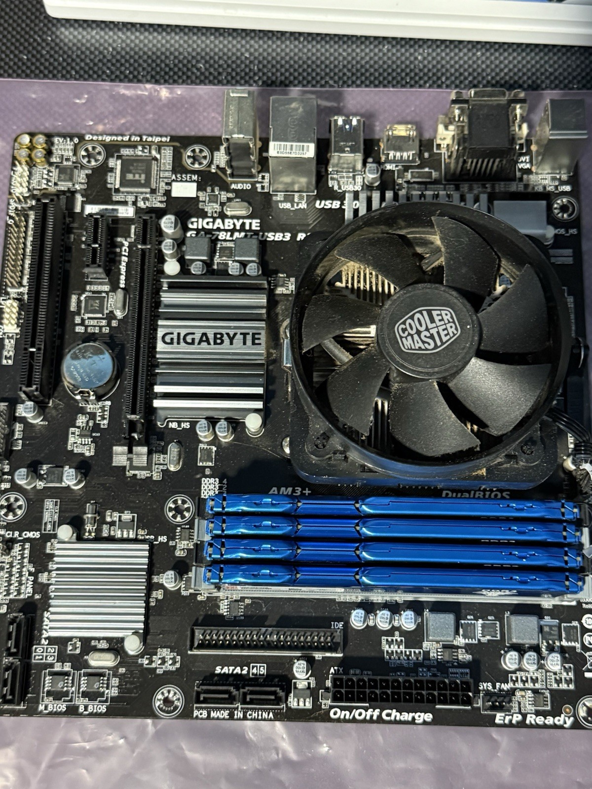 Gigabyte GA-78LMT-USB3 Motherboard AMD AM3+ Socket w AMD FX-6300, 32GB DDR3, Fan