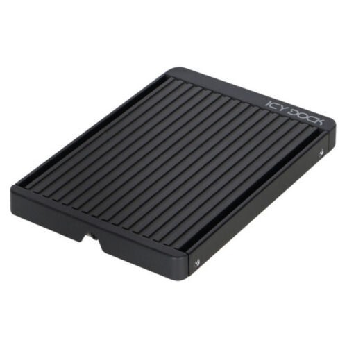ICY DOCK MB705M2P-B NVMe M.2 SSD to 2.5 inch NVMe U.2 SSD Adapter