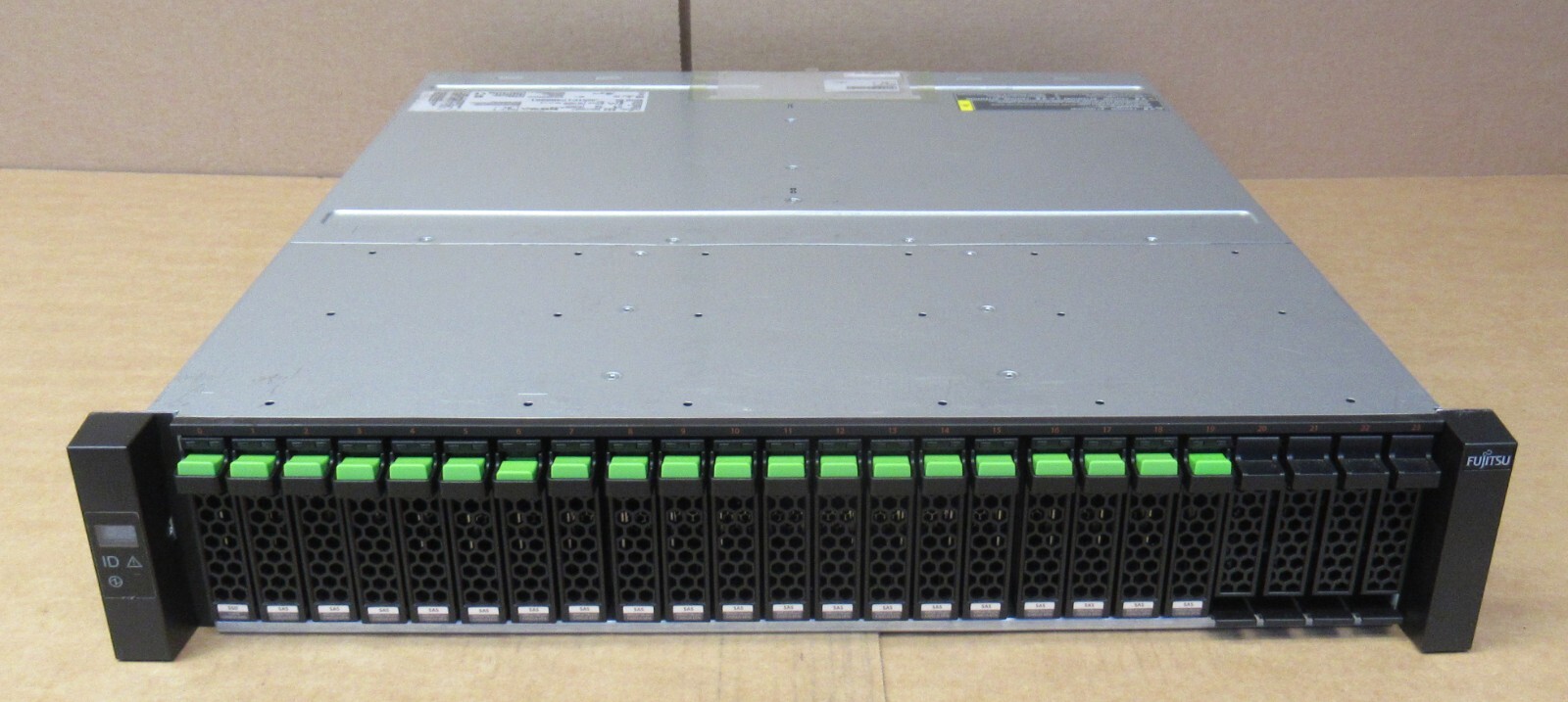 Fujitsu Eternus DX5/600 S3 DriveEnclosure 2xIOM12G 18TB ETPEADU