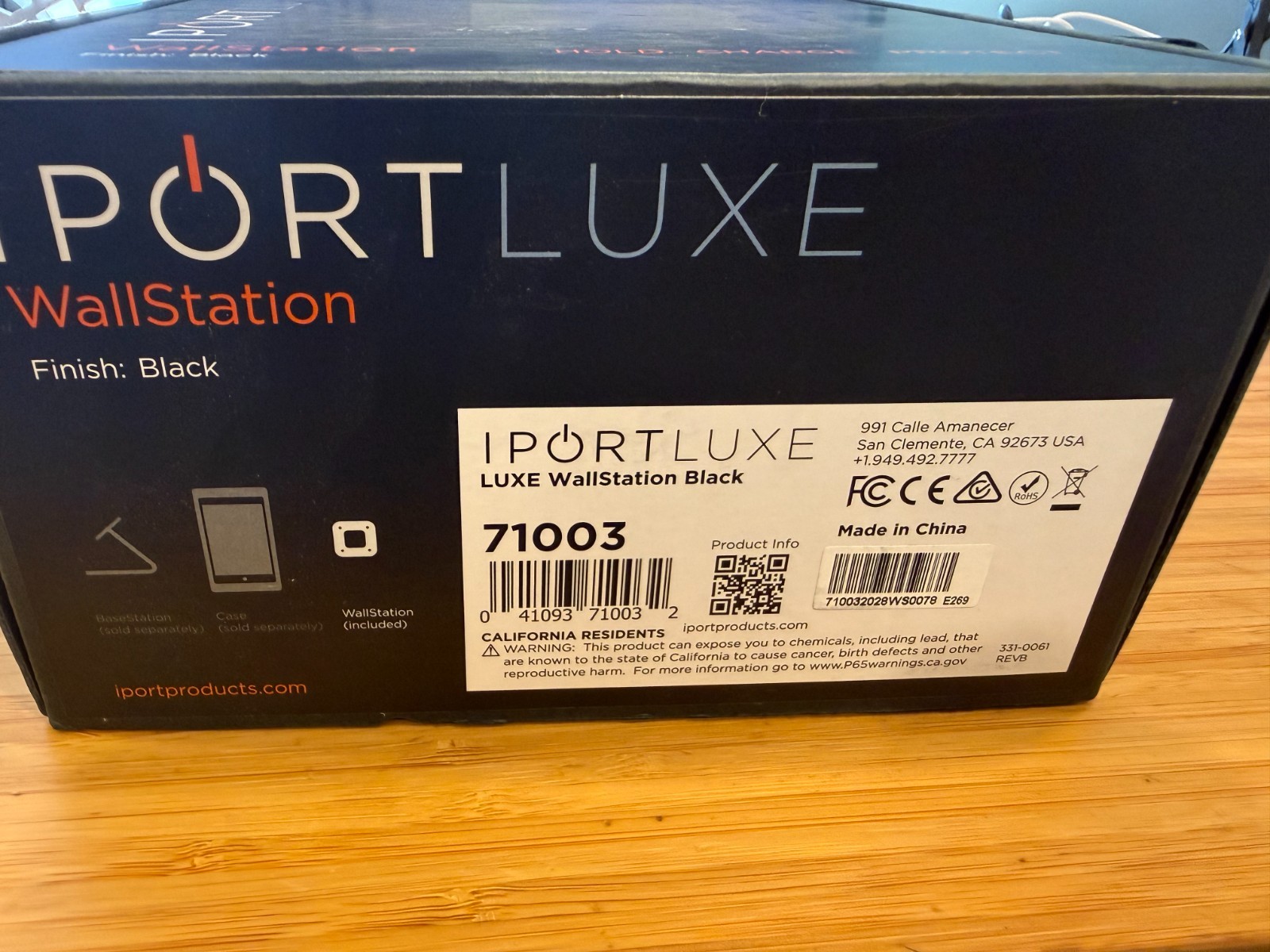 iPort LUXE 71003 Wall Station Wallstation LuxePort iPad Charger